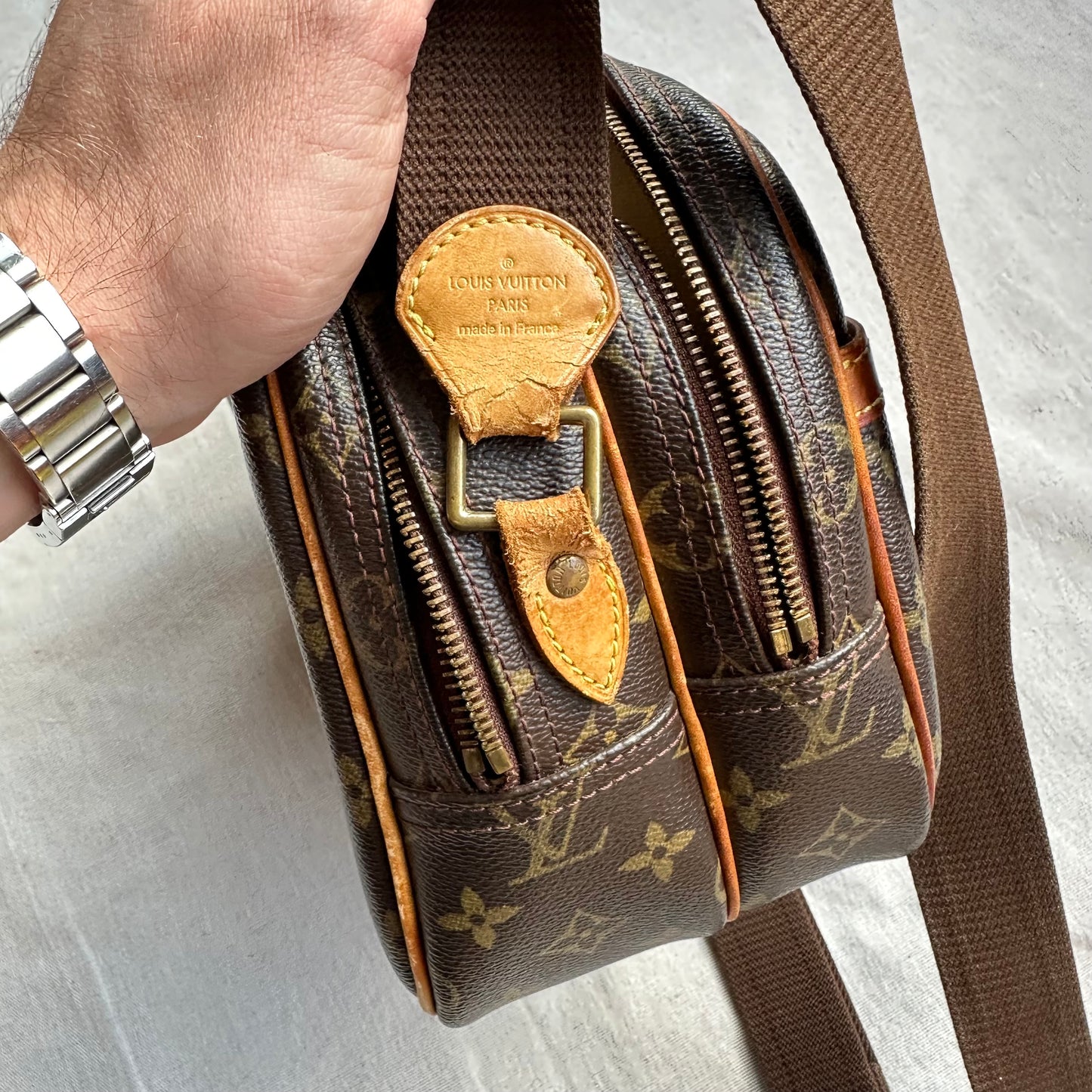 Vuitton Reporter PM Cross Body Bag
