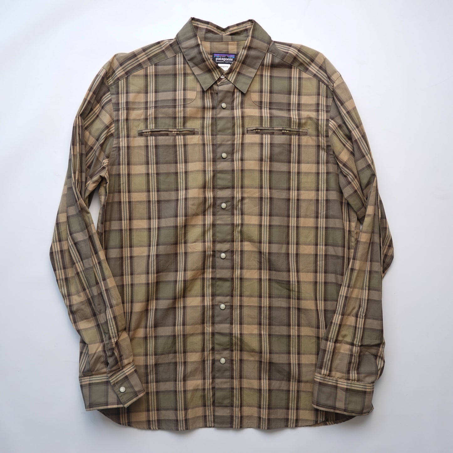 Patagonia Plaid Button up - Size L
