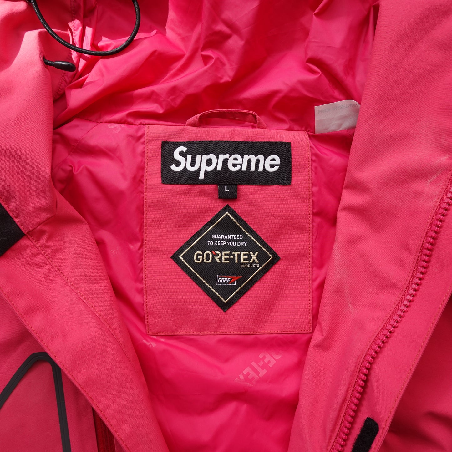 FW21 Supreme Gore-Tex Tech Jacket - Size L