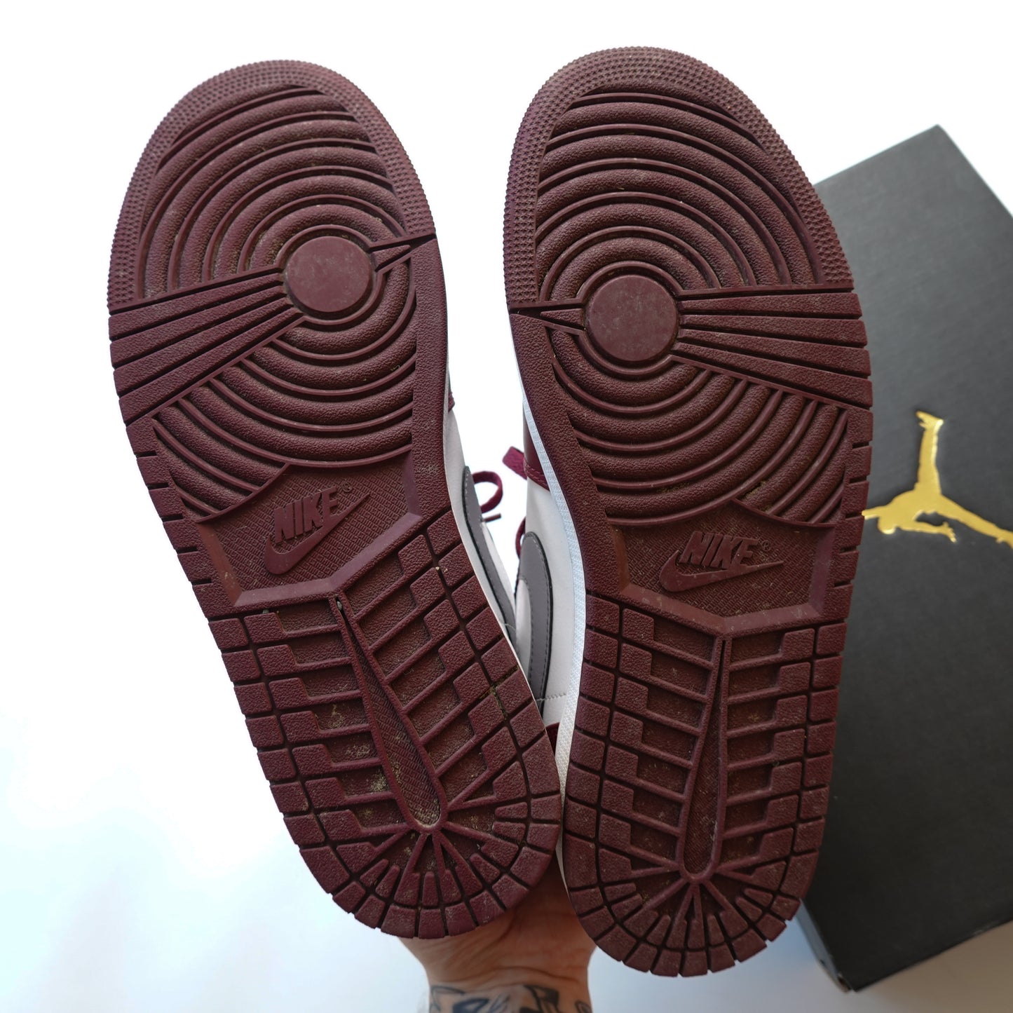 Jordan 1 Low White Bordeaux - Size 11