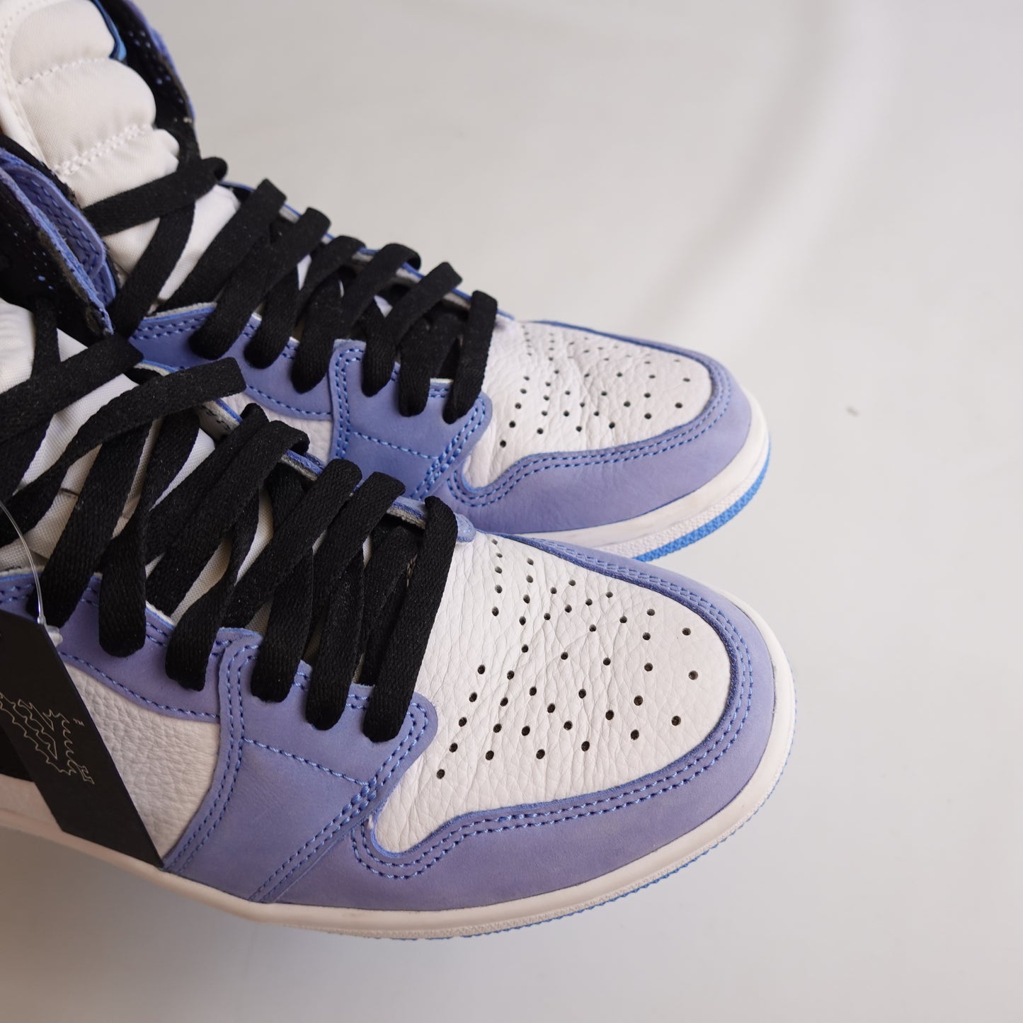 Jordan 1 High UNC University Blue - Size 8