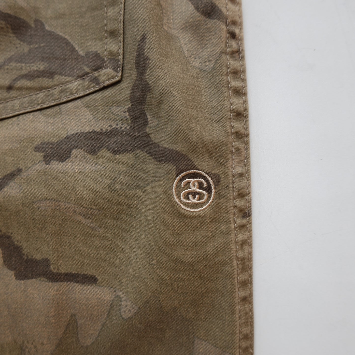 Stussy Camo Pants - Size 32