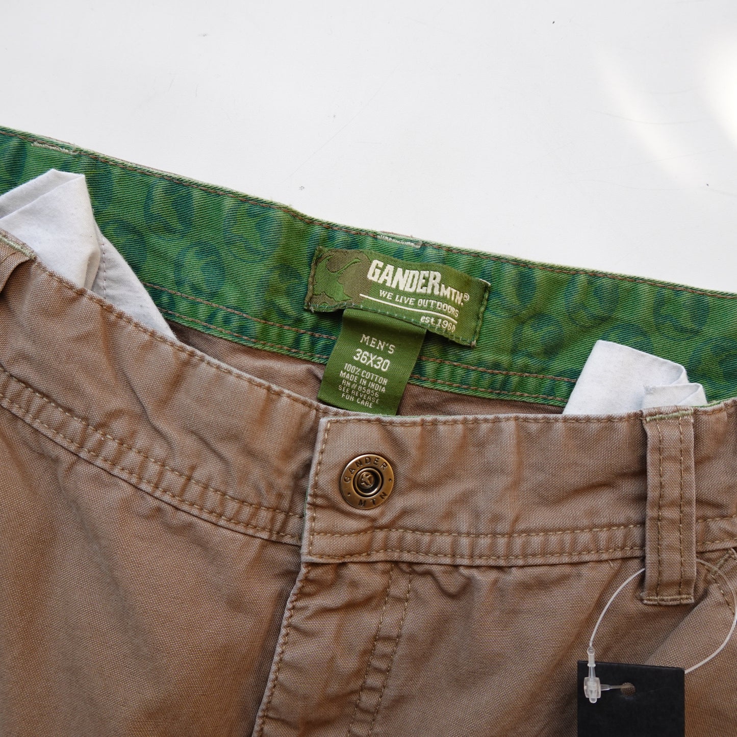 Gander MTN Zip Off Cargos - Size 32