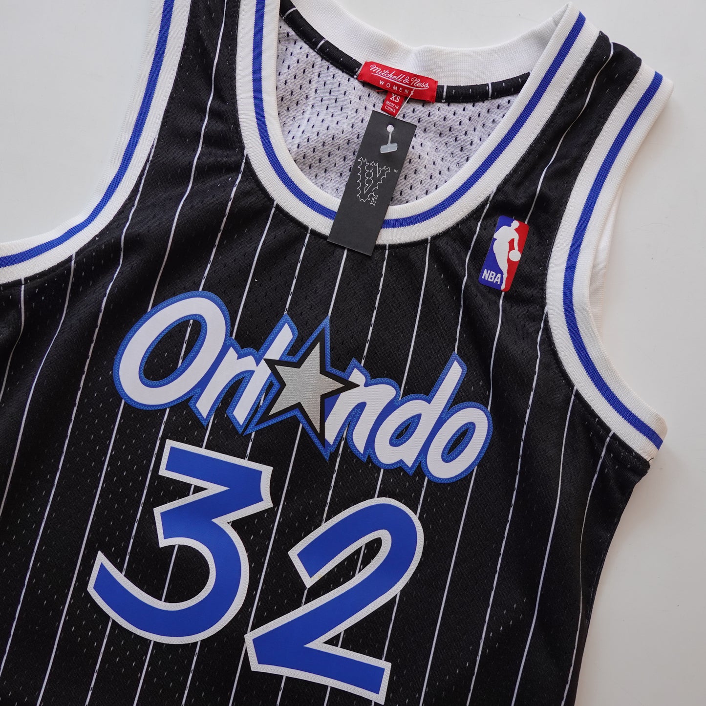 Mitchell & Ness Shaq Jersey - Size XS
