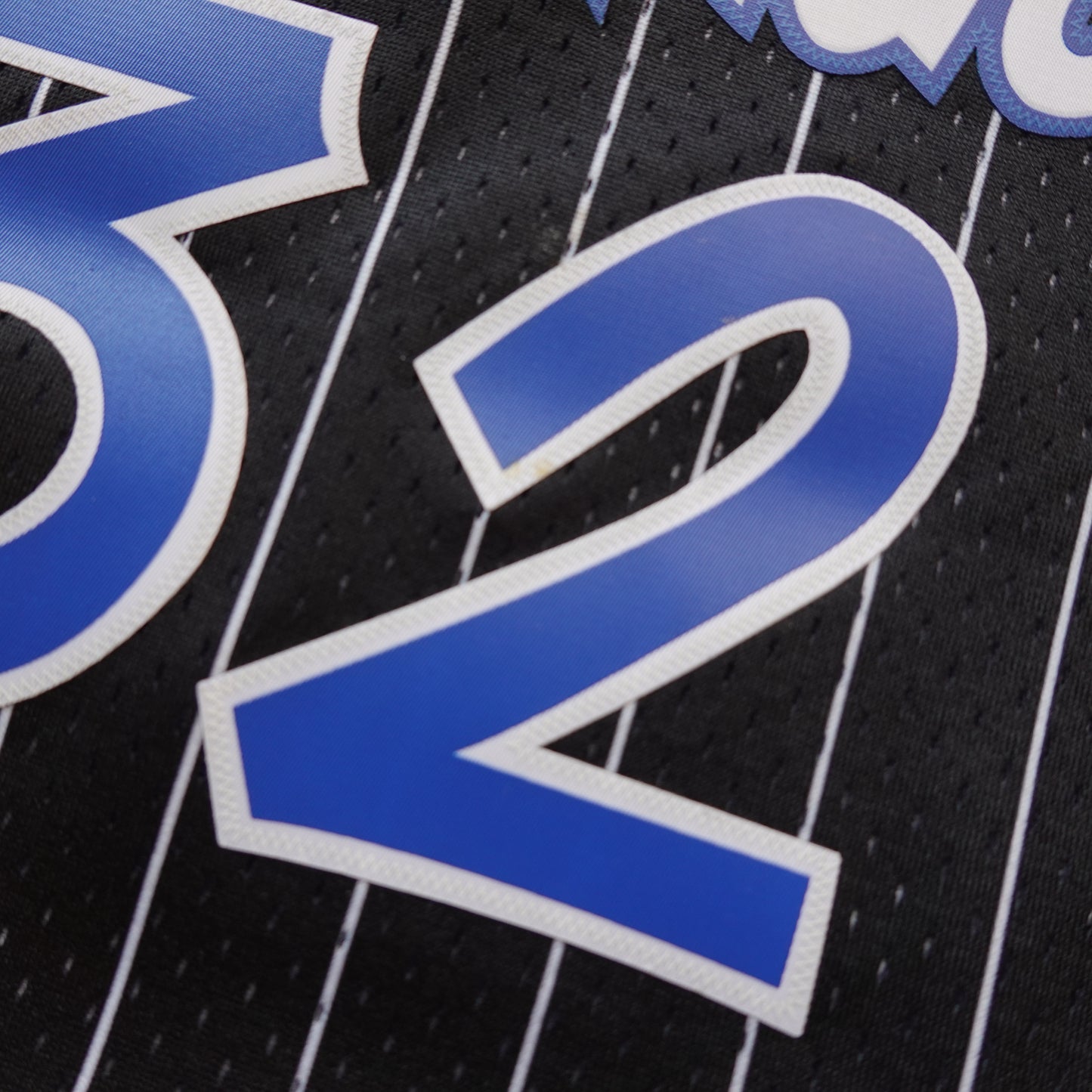 Mitchell & Ness Shaq Jersey - Size XS