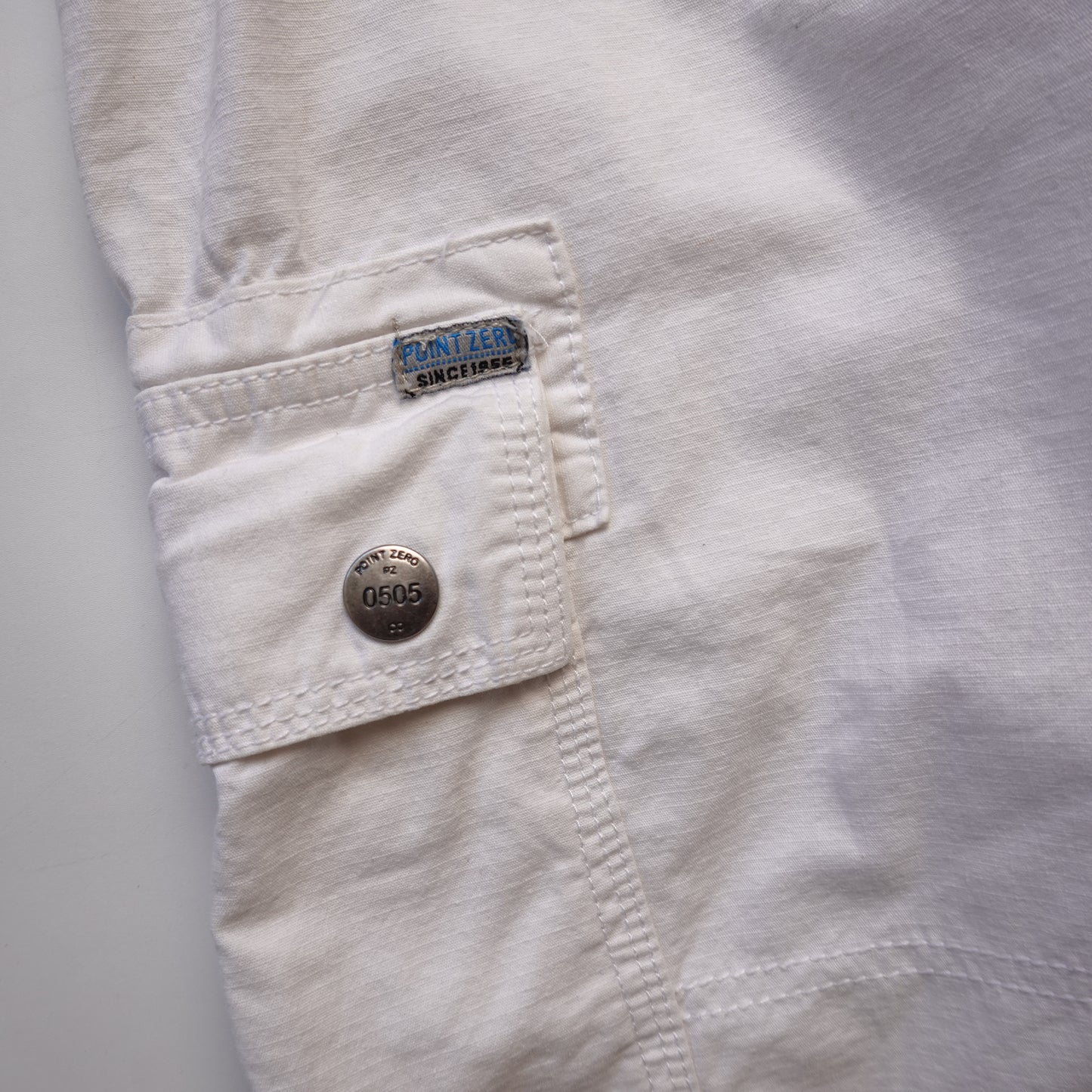 Point Zero White Cargo Shorts - Size 34