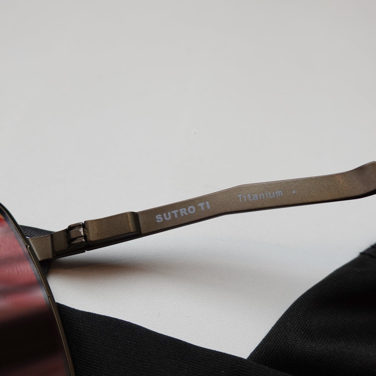 Oakley Sutro Titanium Prizm Glasses