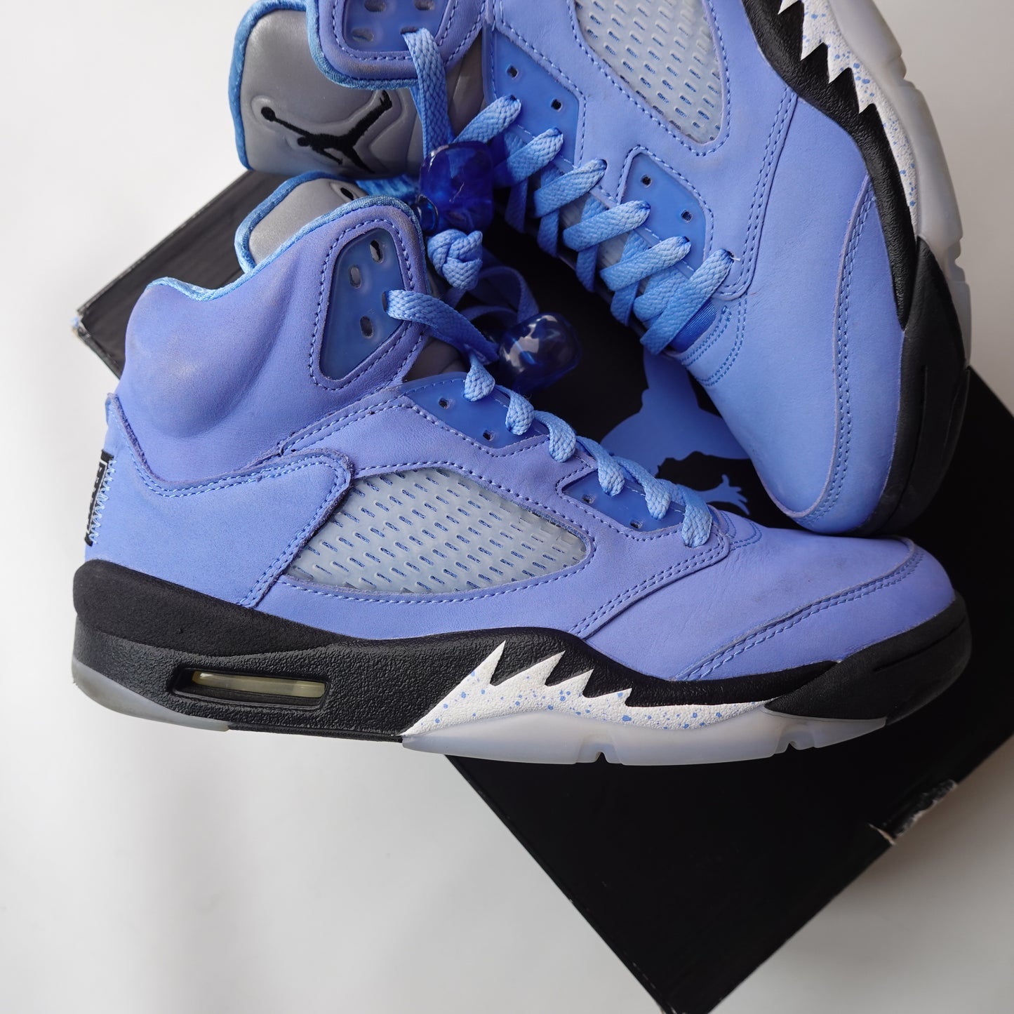 Jordan 5 Retro UNC University Blue - Size 8