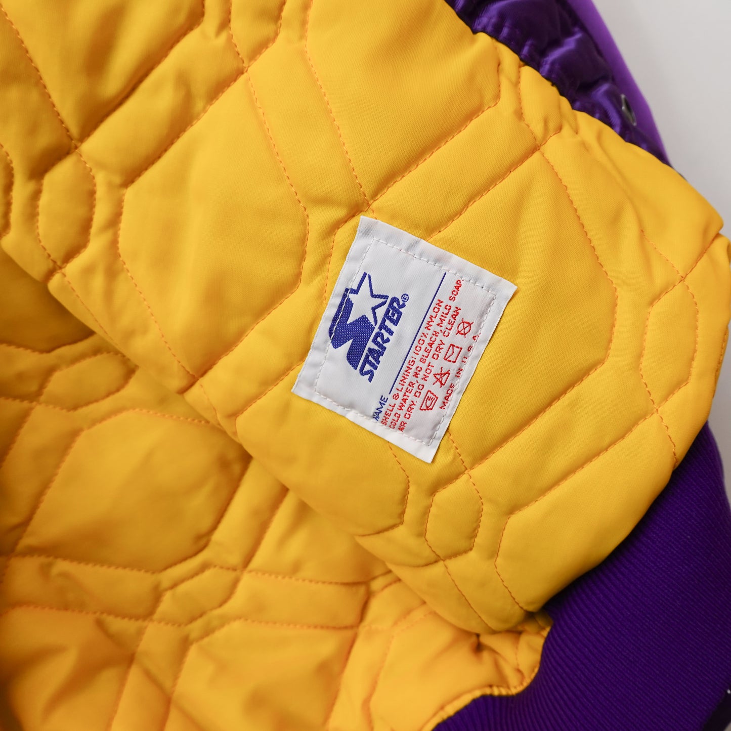 Vintage LA Lakers Satin Starter Jacket - Size XL