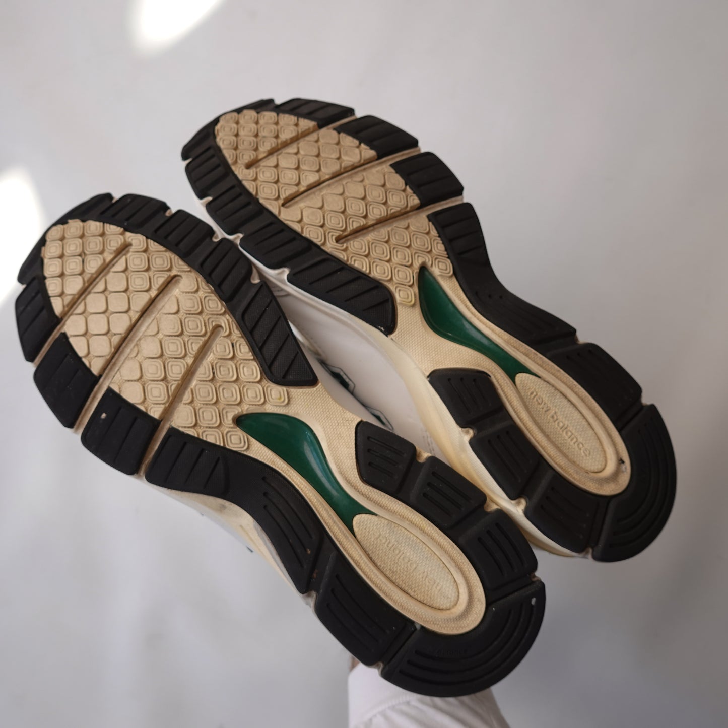 New Balance 990v4 MiUSA White Green - Size 10.5