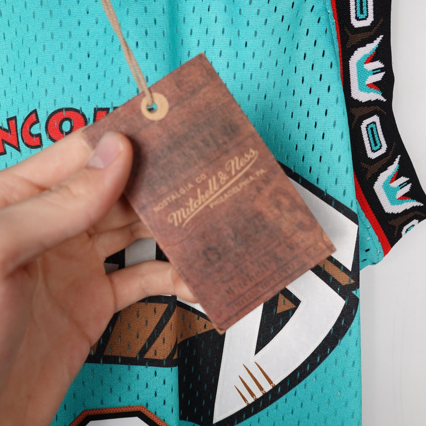 Vancouver Grizzlies Hardwood Classics Jersey - Size L