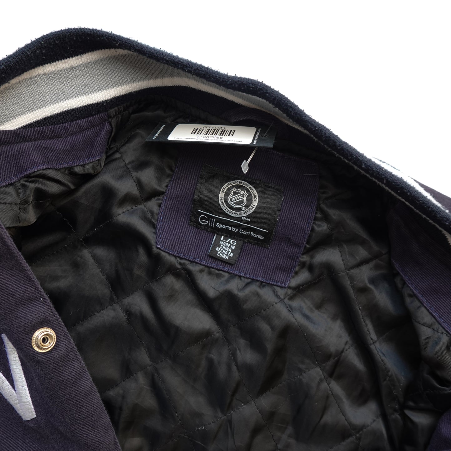 Vancouver Canucks Shark Tooth Jacket - Size L