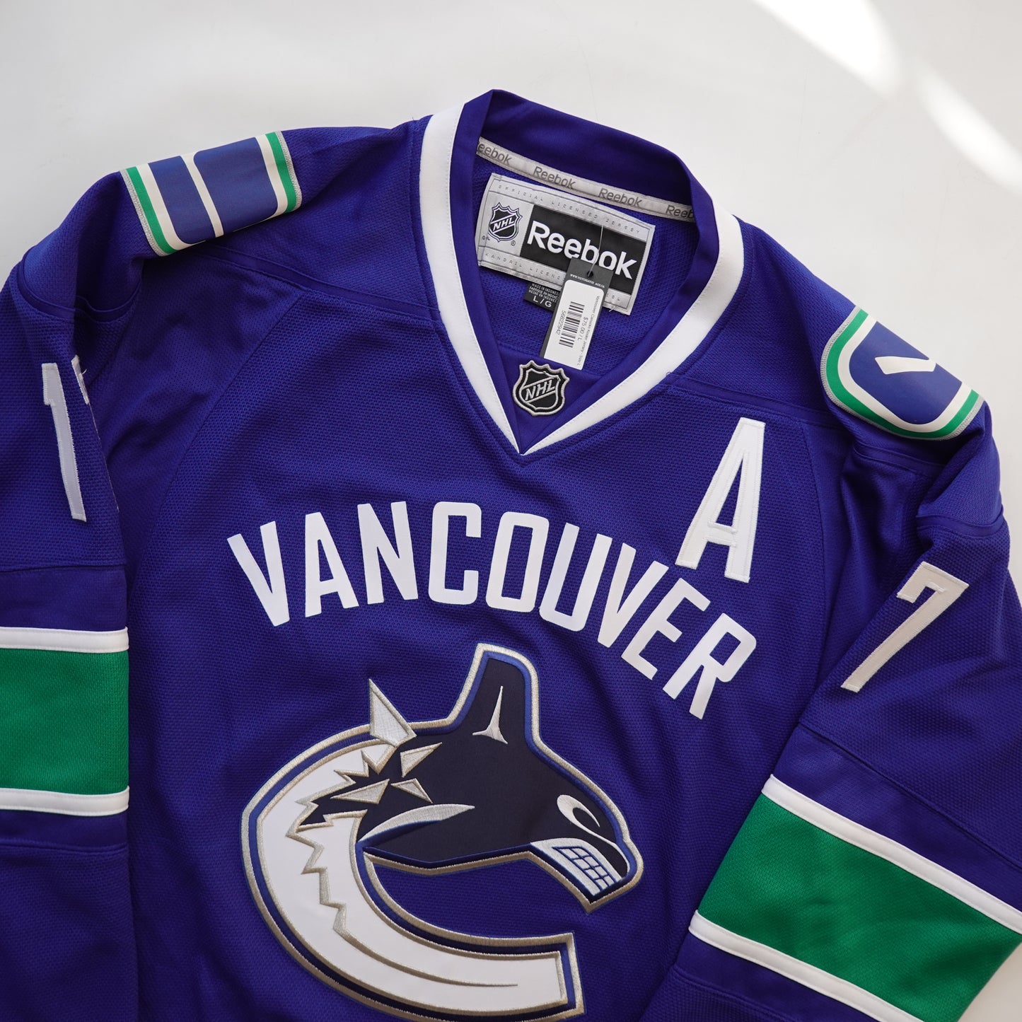 Vancouver Canucks Kesler Jersey - Size L