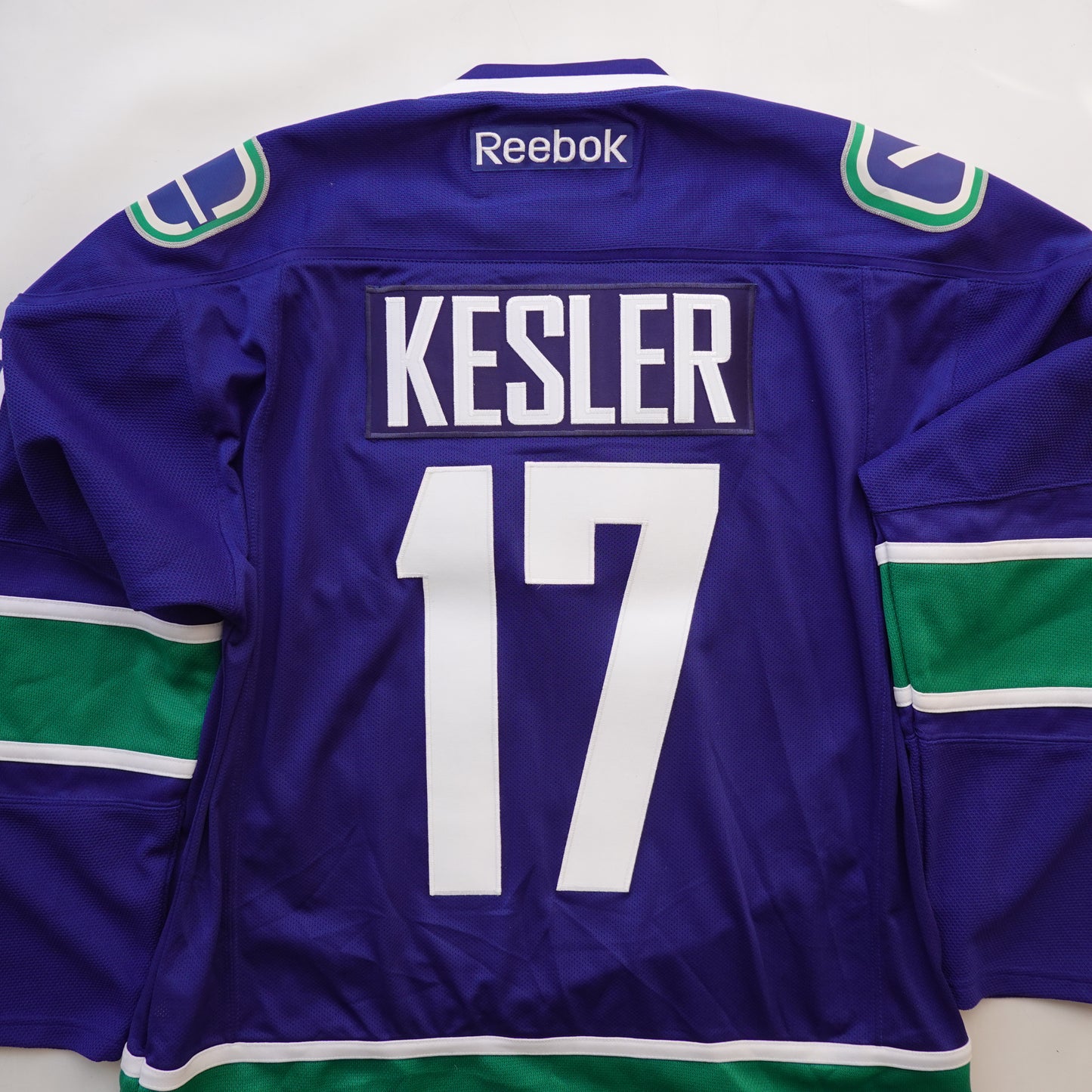 Vancouver Canucks Kesler Jersey - Size L