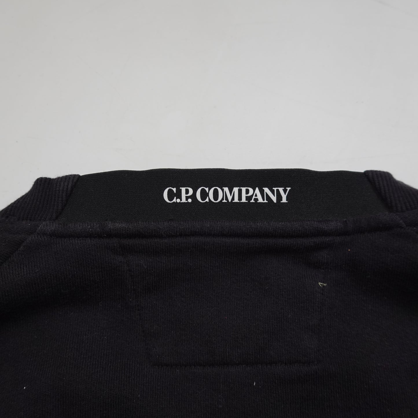 CP Company Goggle Sleeve Crew - Size XL
