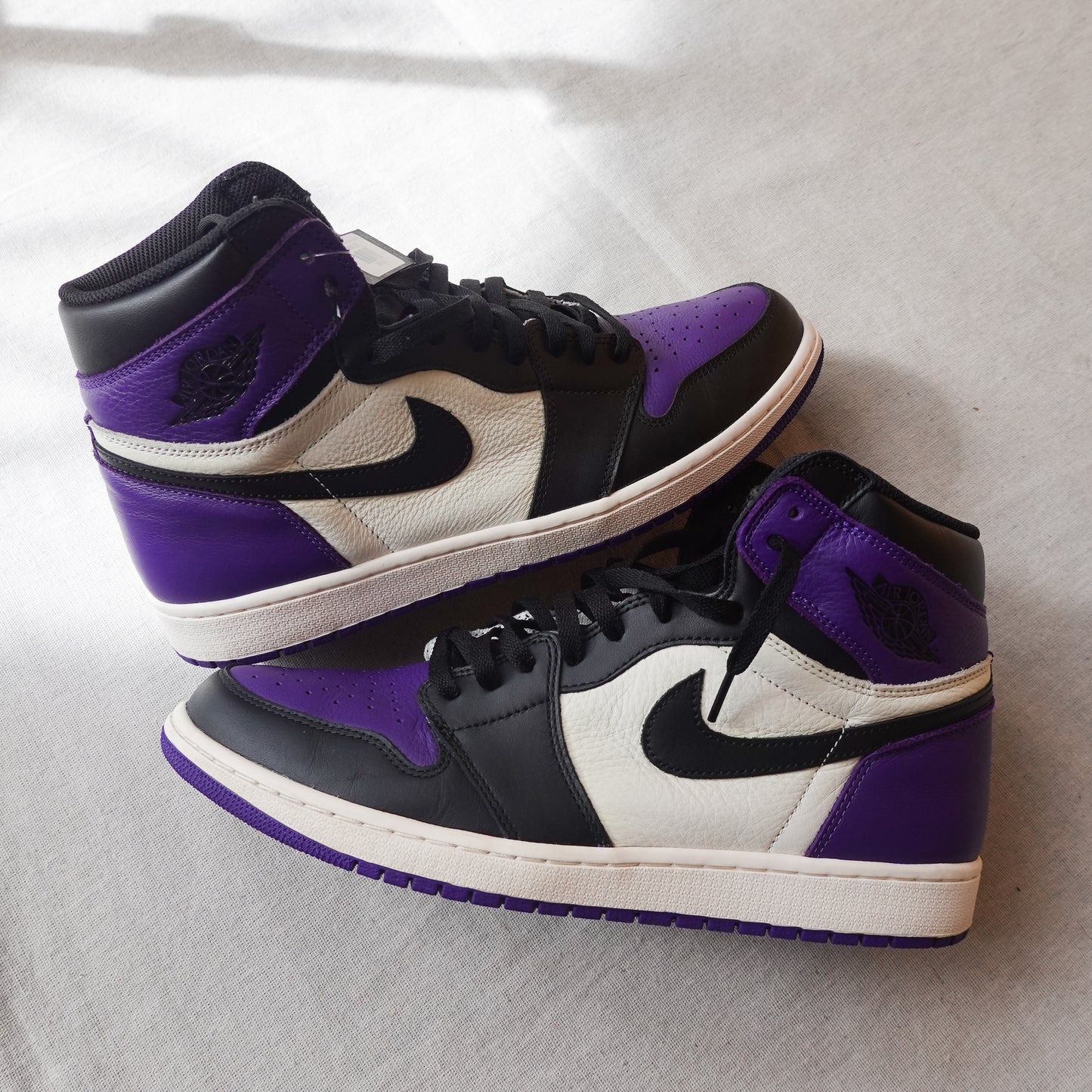 Jordan 1 OG High Court Purple - Size 13