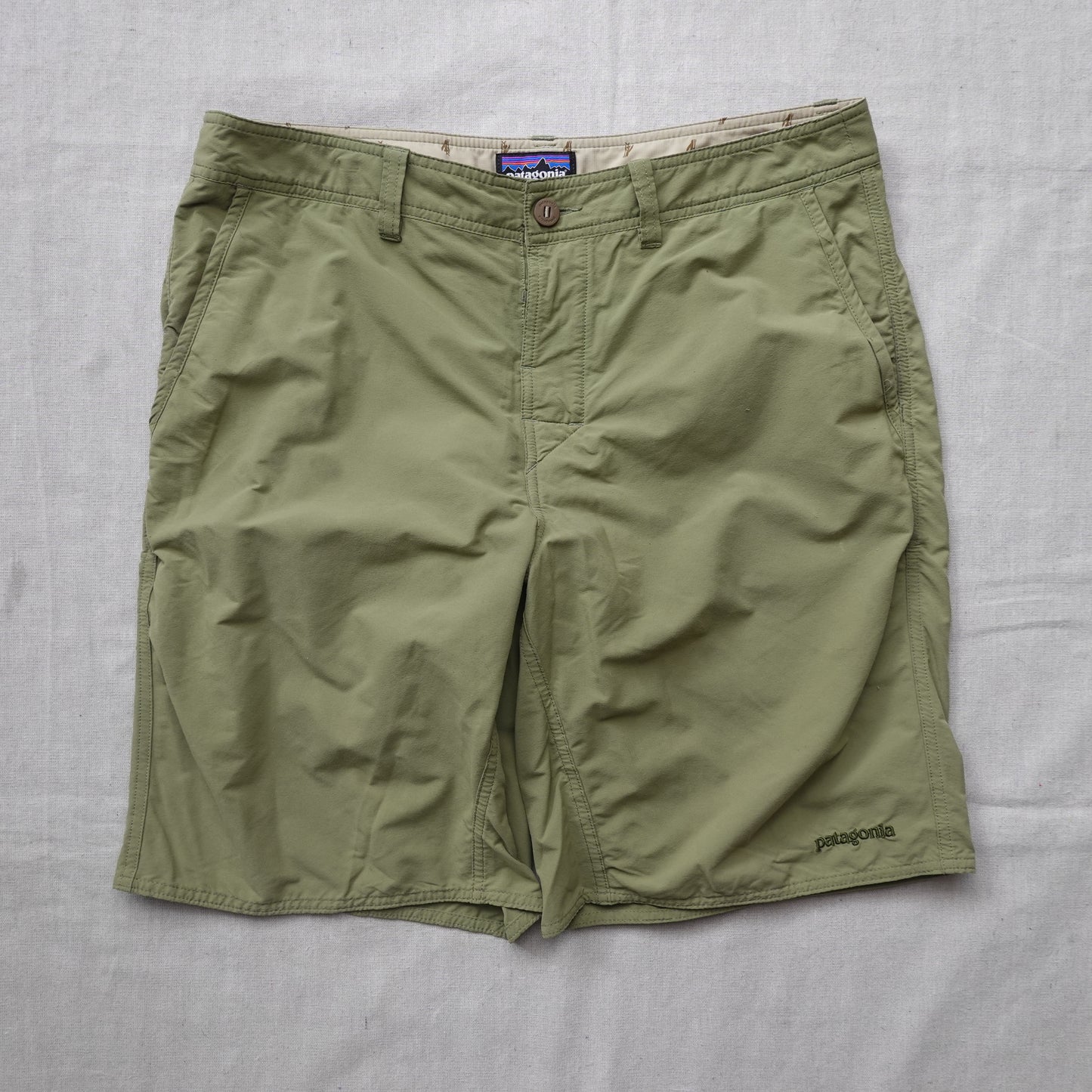 Patagonia Green Outdoor Shorts - Size 36