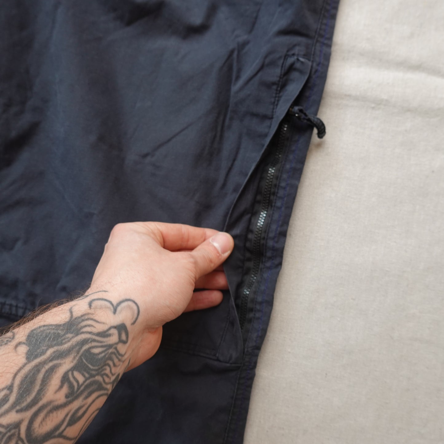 Vintage 725 Cargos NAVY - Size 30