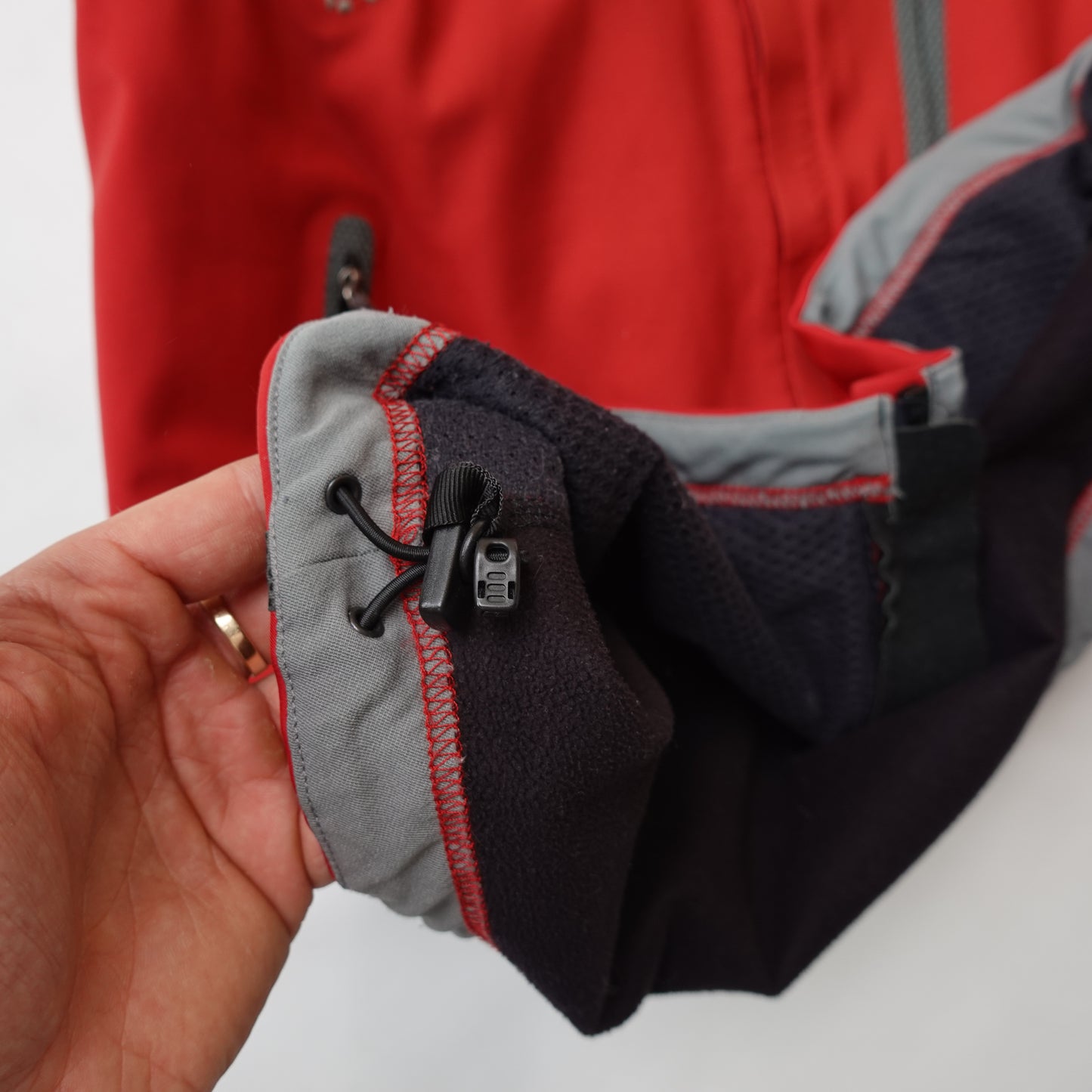 Mountain Hardwear Conduit Jacket - Size M