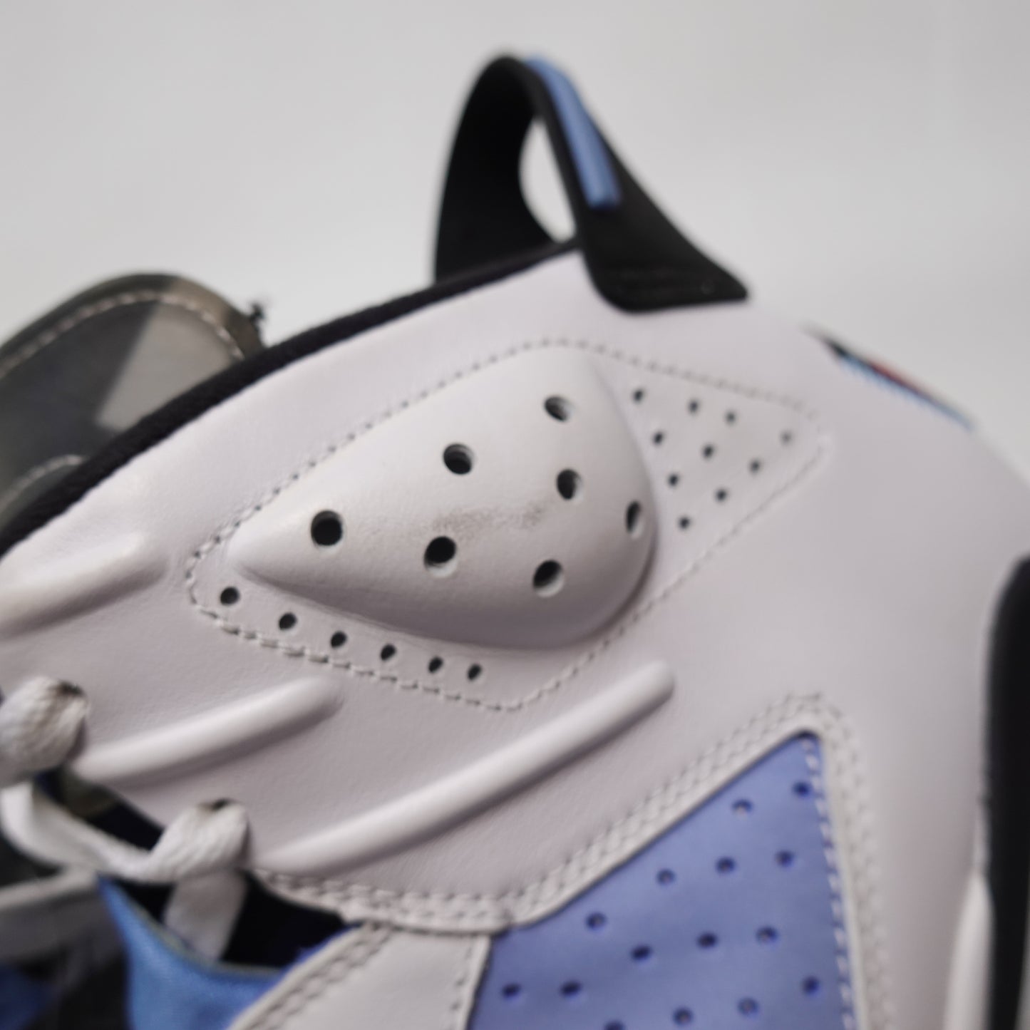 Jordan 6 UNC - Size 10