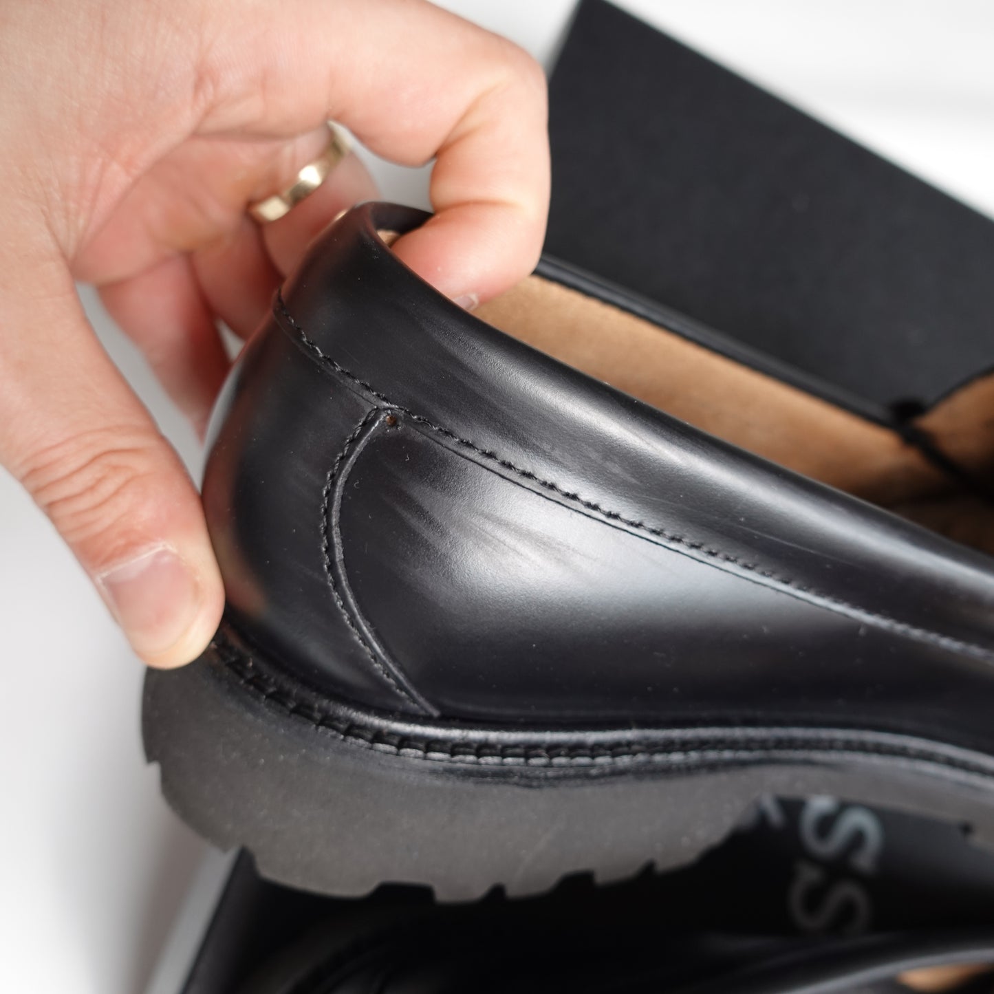 G.H. Bass Weejun Shoe - Size 9.5