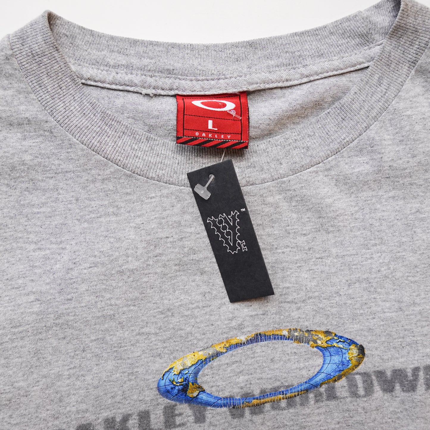 Y2K Oakley Globe Long Sleeve - Size L