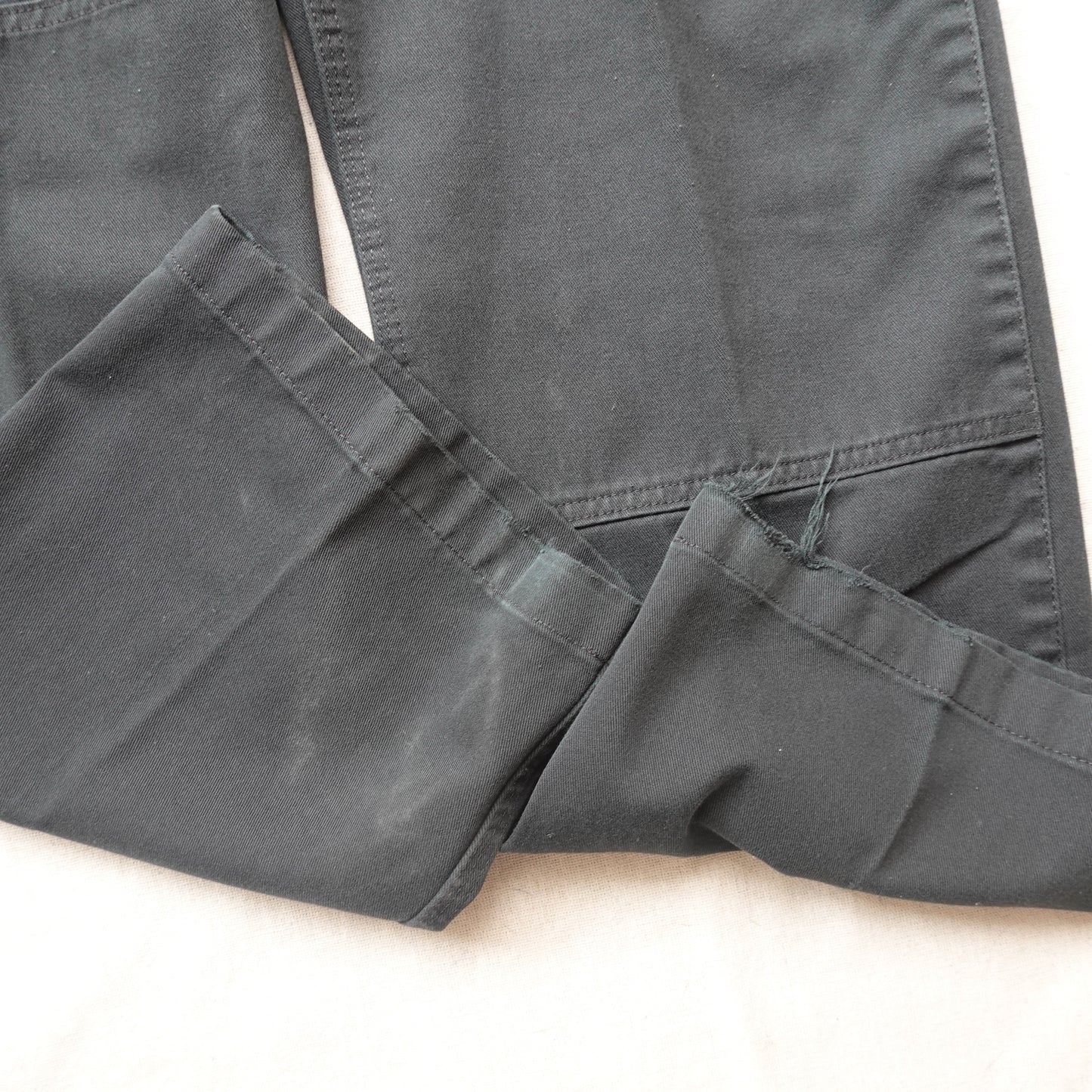 Carhartt Black Chinos - Size 36