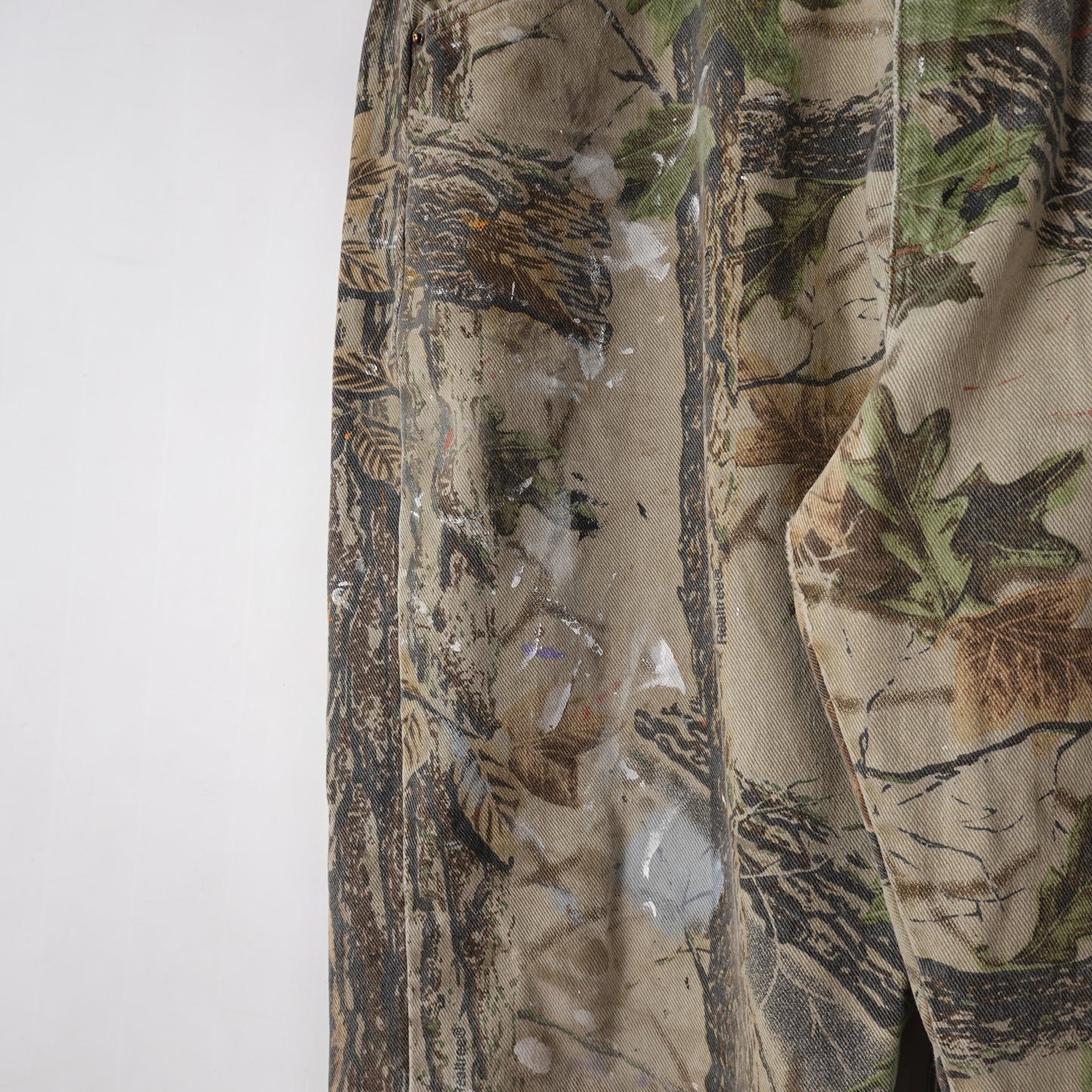 Vintage Distressed Camo Pants - Size 32