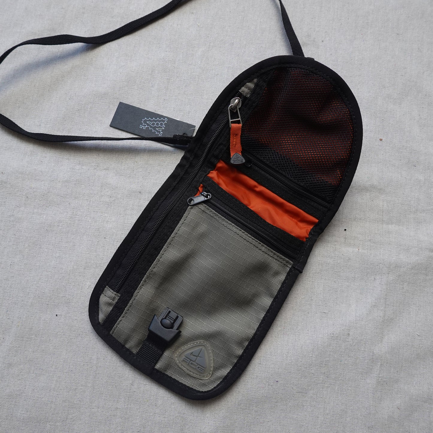 Vintage Nike ACG Pouch