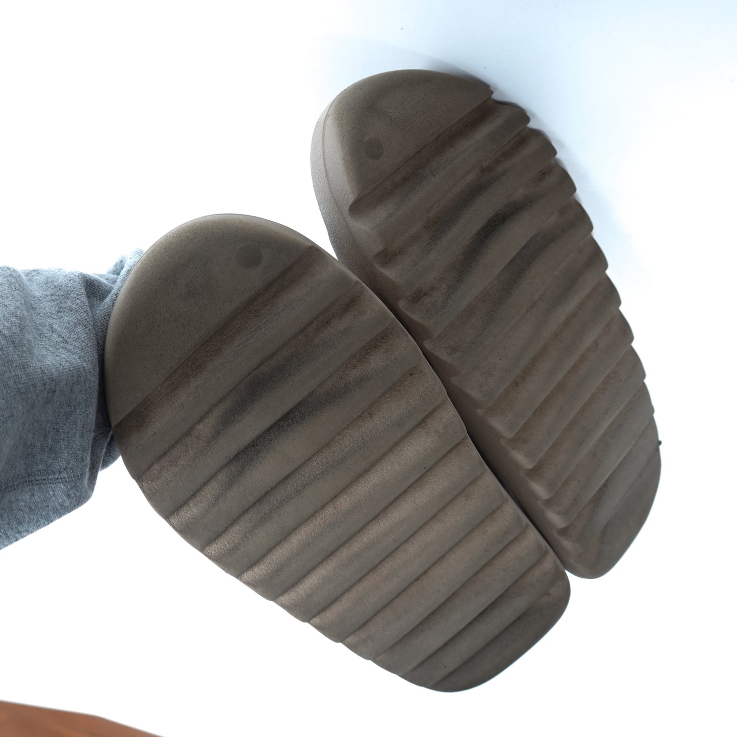 Yeezy Slides Salts - Size 12