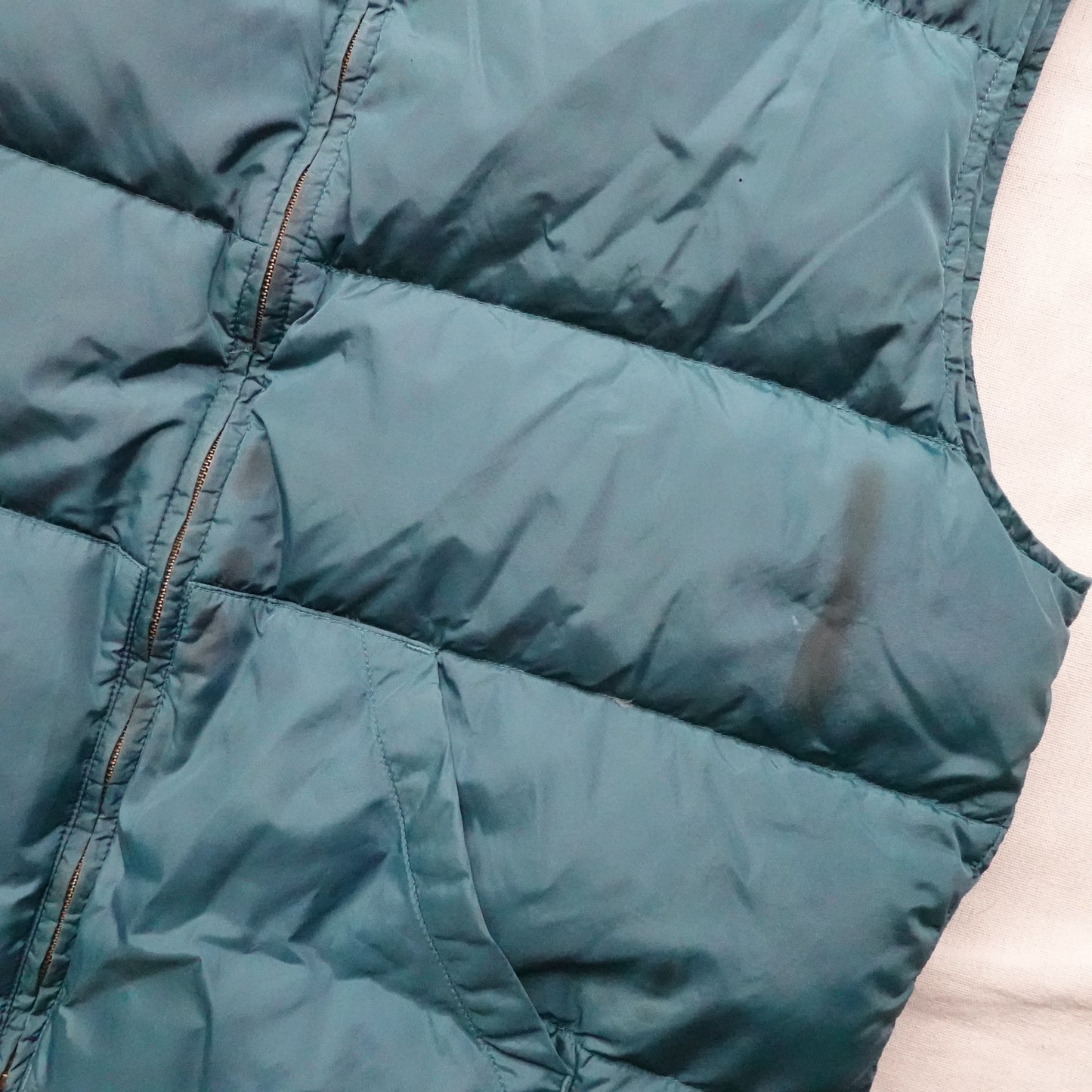Vintage Eddie Bauer Puffer Vest - Size XL