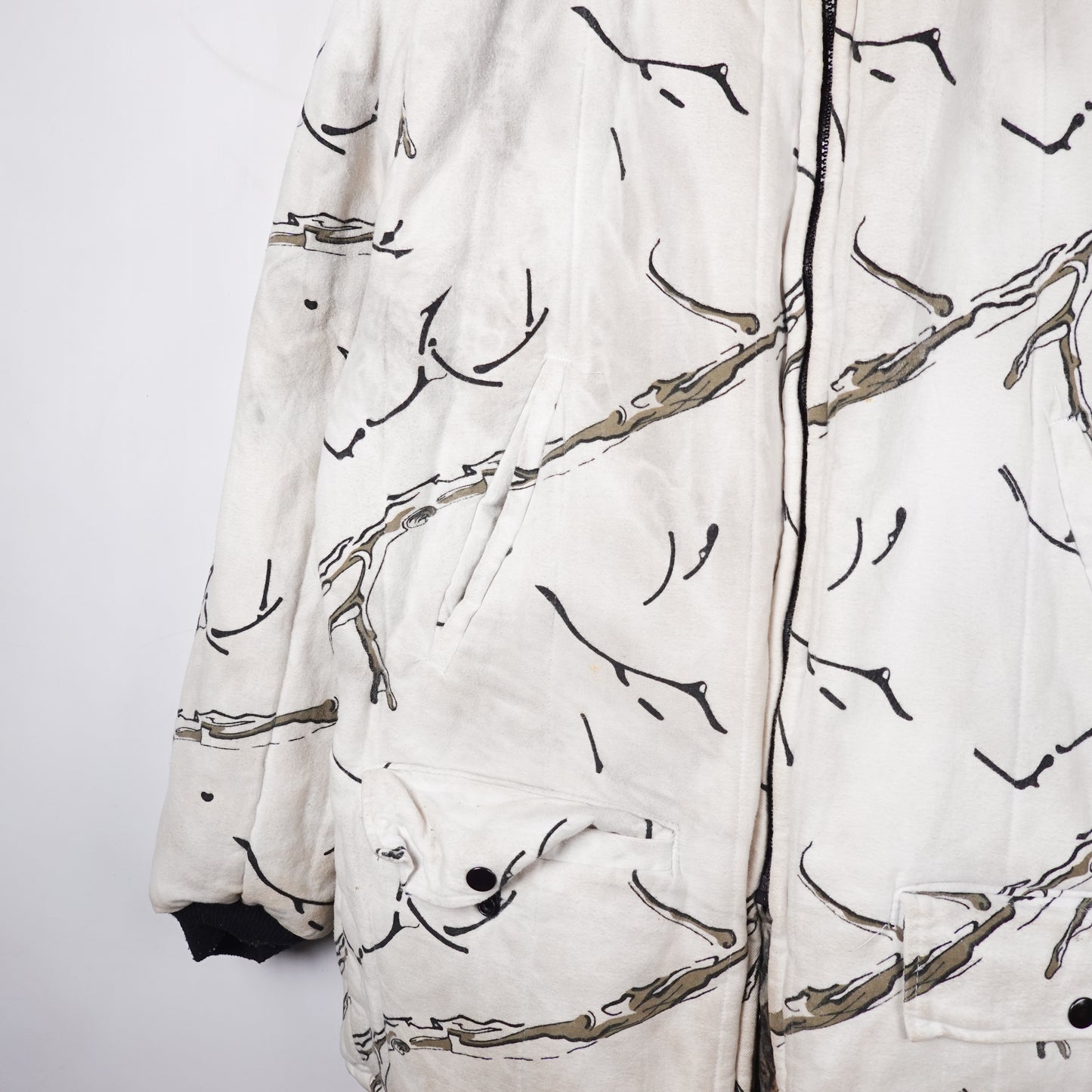 Reversible Realtree/Winter Jacket - Size XL