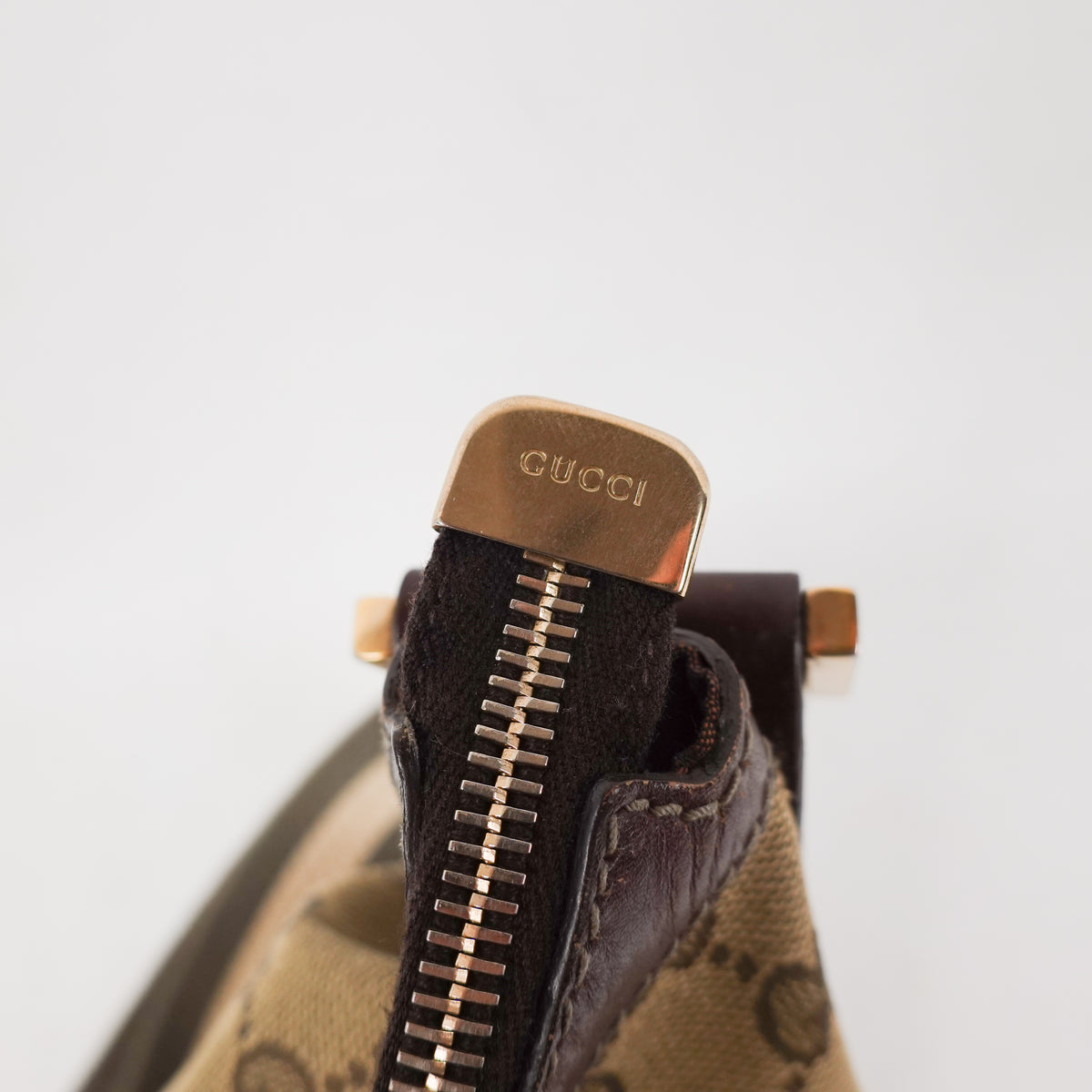 Gucci GG Canvas Shoulder Bag - Beige/Green