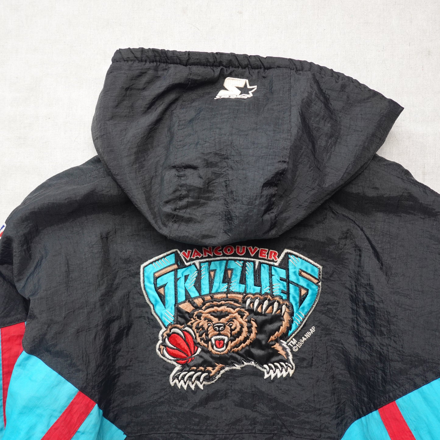 Vintage Vancouver Grizzlies Starter Jacket - Youth L