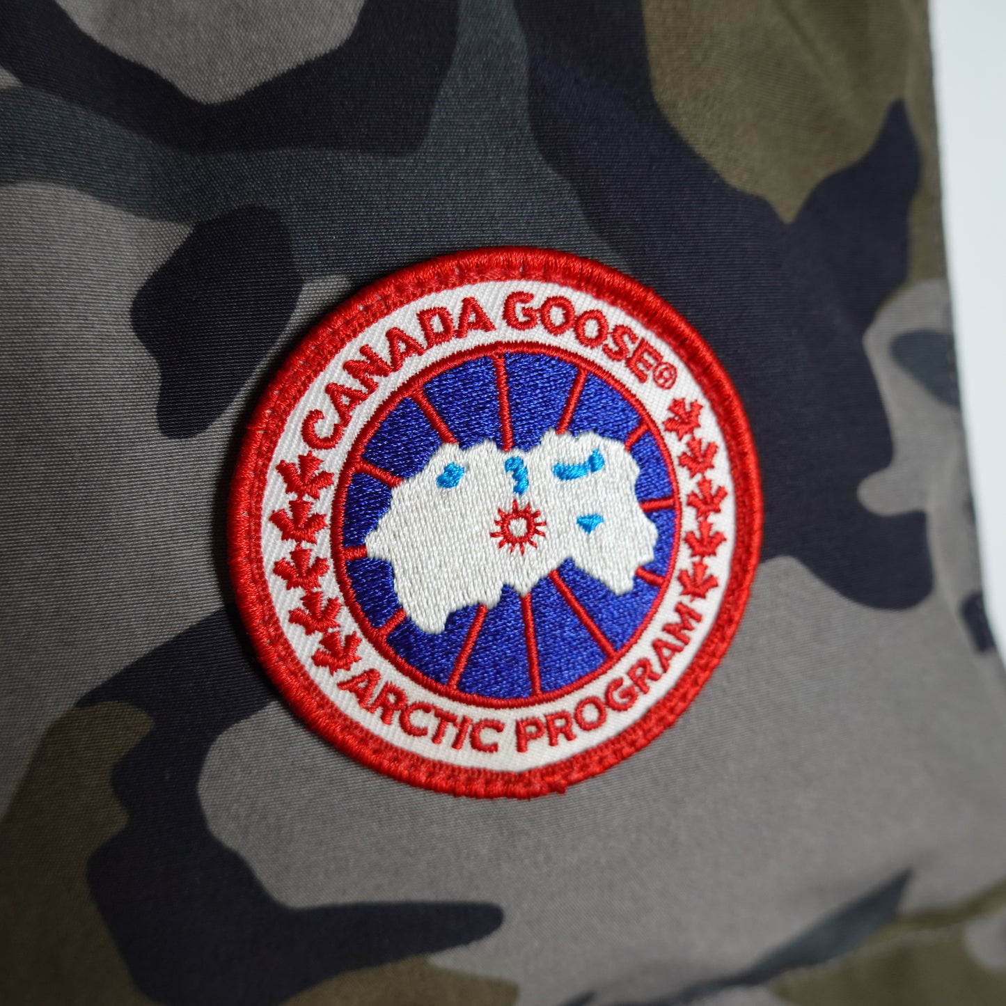 Canada Goose Camo Puffer Vest - Size L