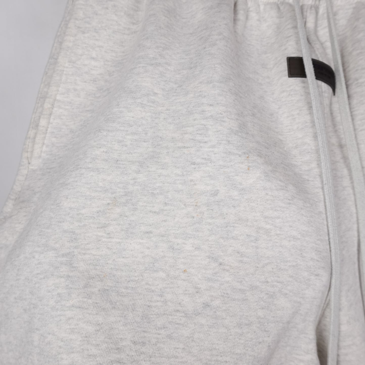 FOG Essentials Sweatshorts - Size M