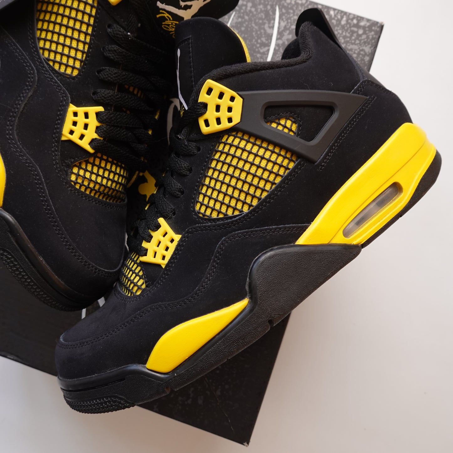 Jordan 4 'Yellow Thunder' - Size 10