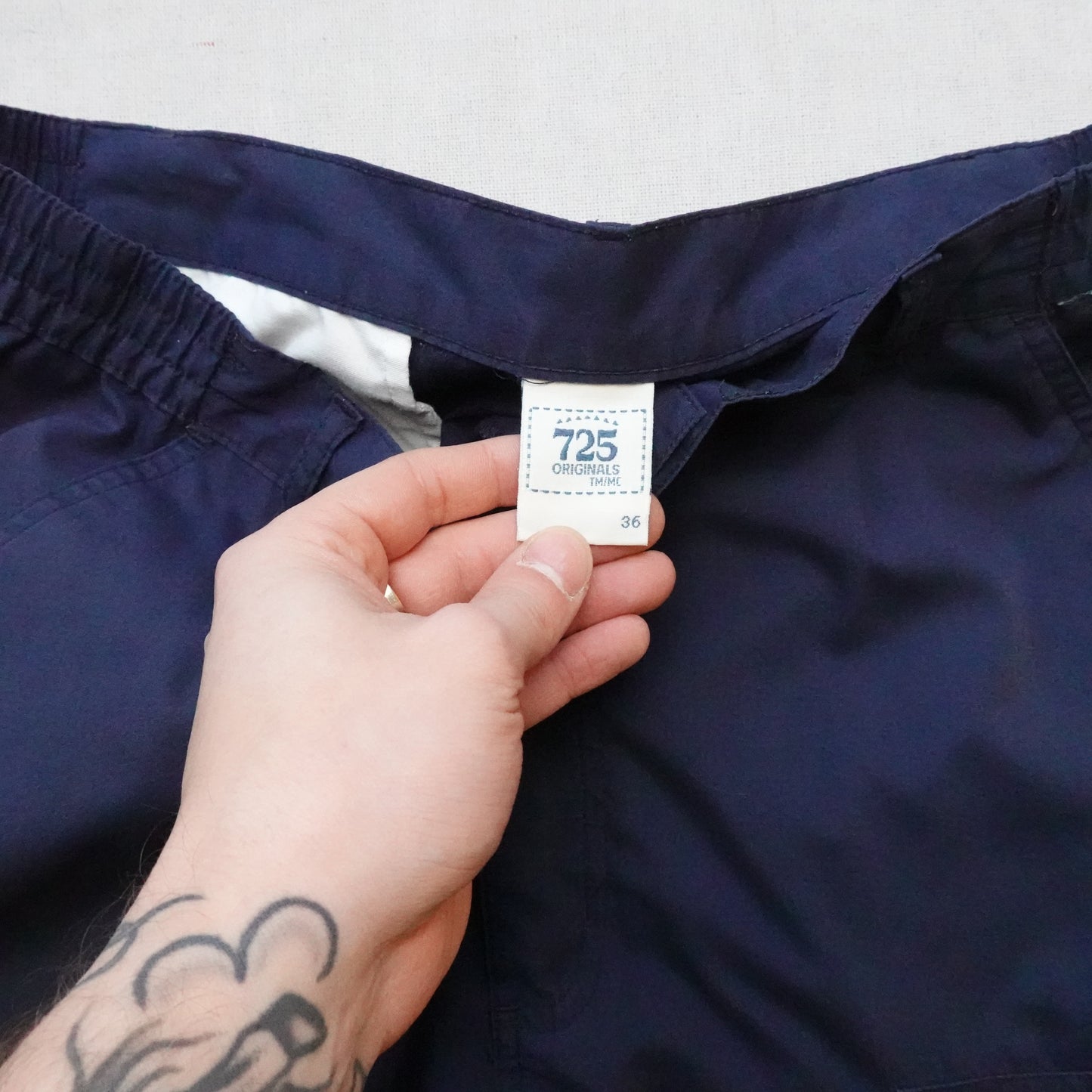 Vintage 725 OG Light Cargos - Size 36”