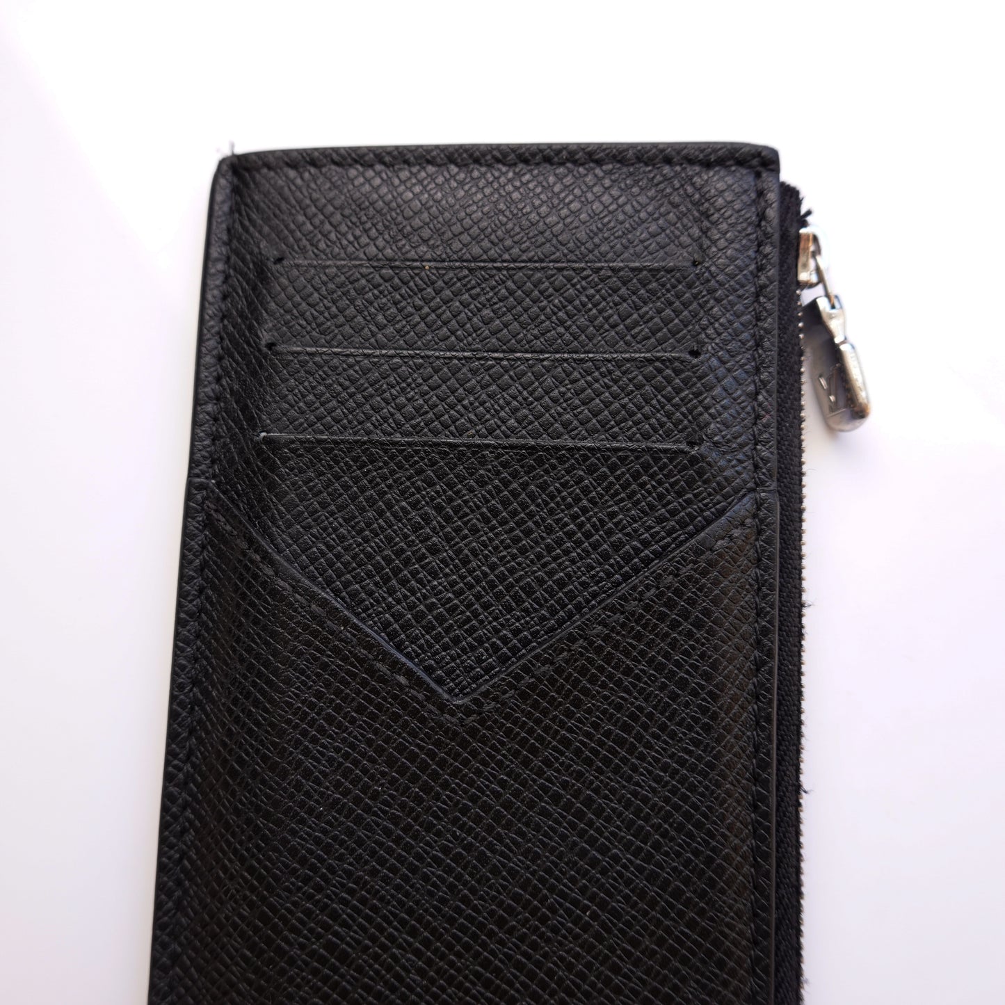2018 Louis Vuitton Taiga Coin Card Holder