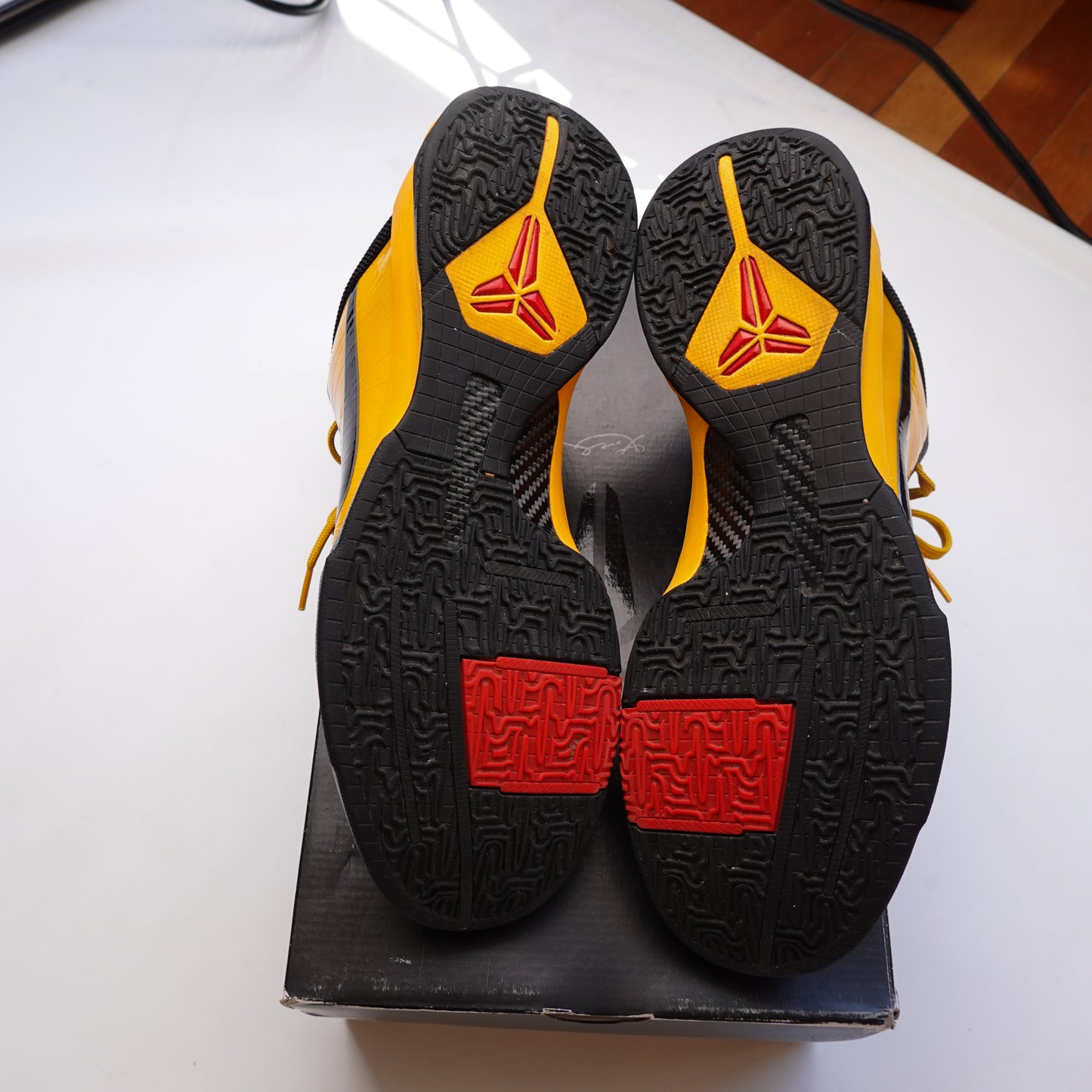 Nike Kobe 5 Proto Bruce Lee - Size 13