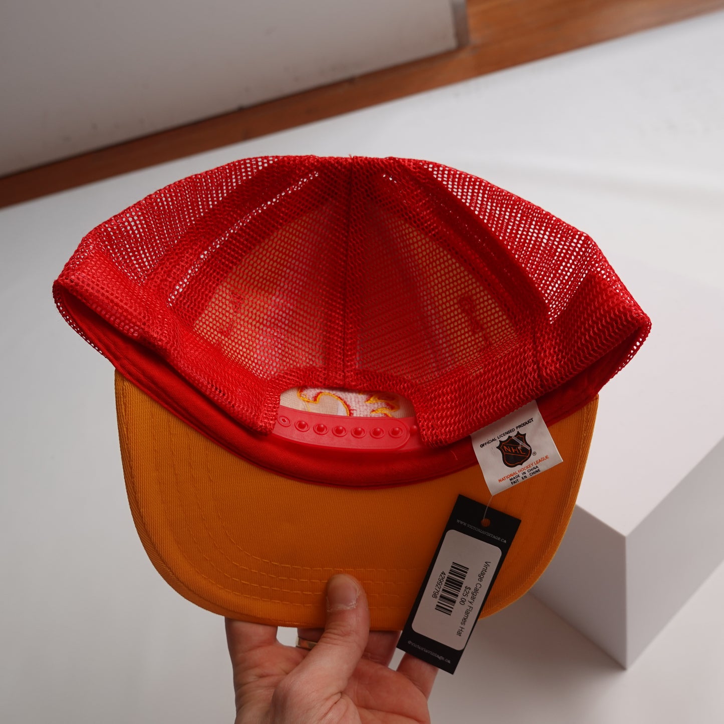 Vintage Calgary Flames Hat