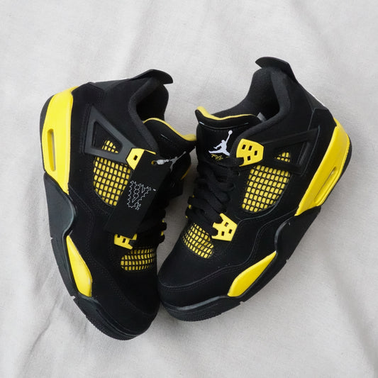 Jordan 4 Thunder - Size 6Y