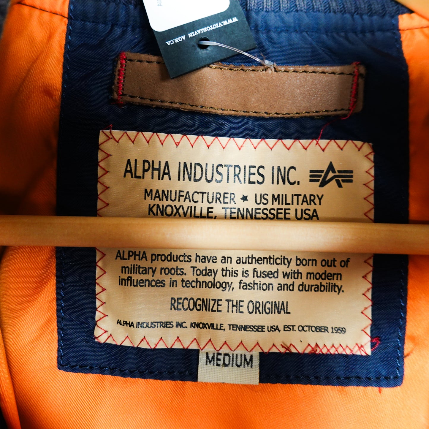 Alpha Industries Light Bomber - Size M