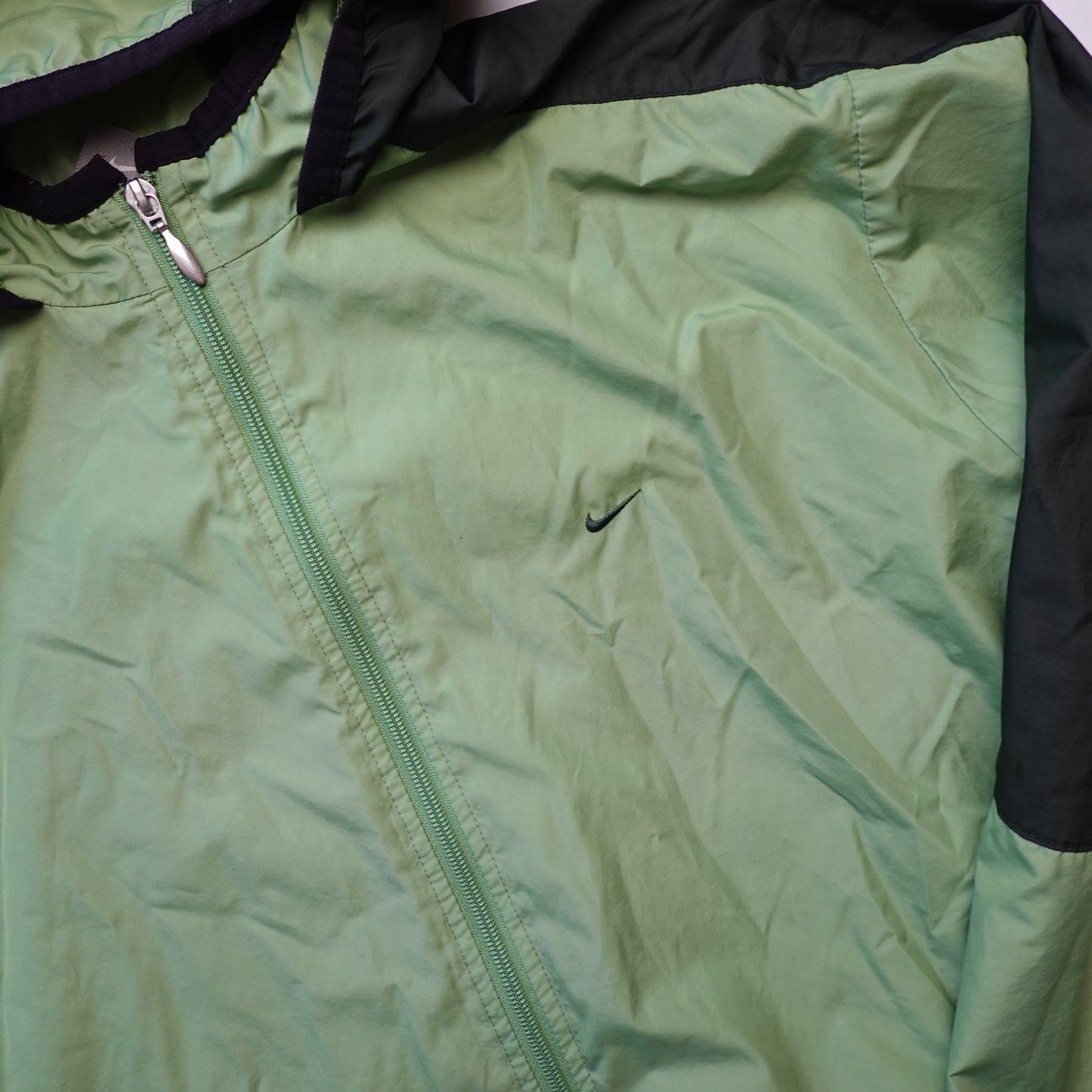 Vintage Nike Green Windbreaker - Size M