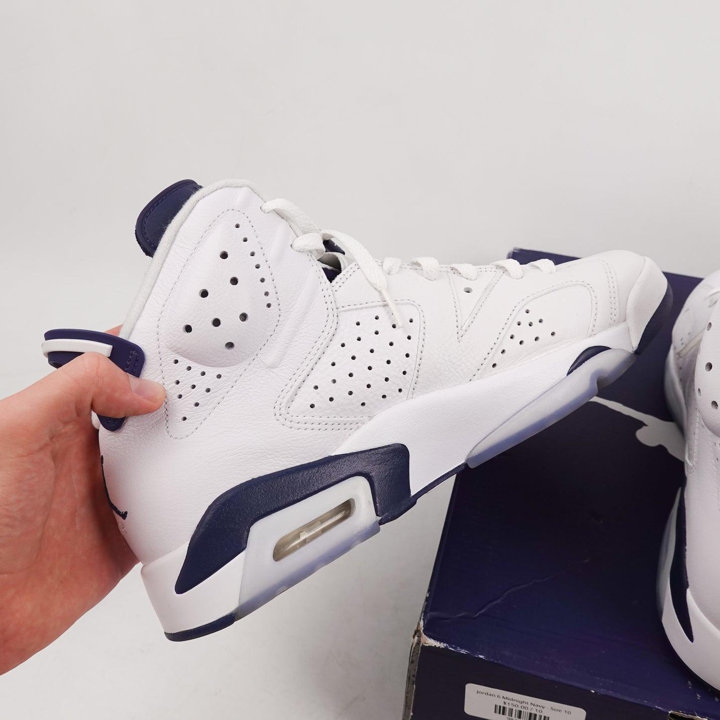 Jordan 6 Midnight Navy - Size 10