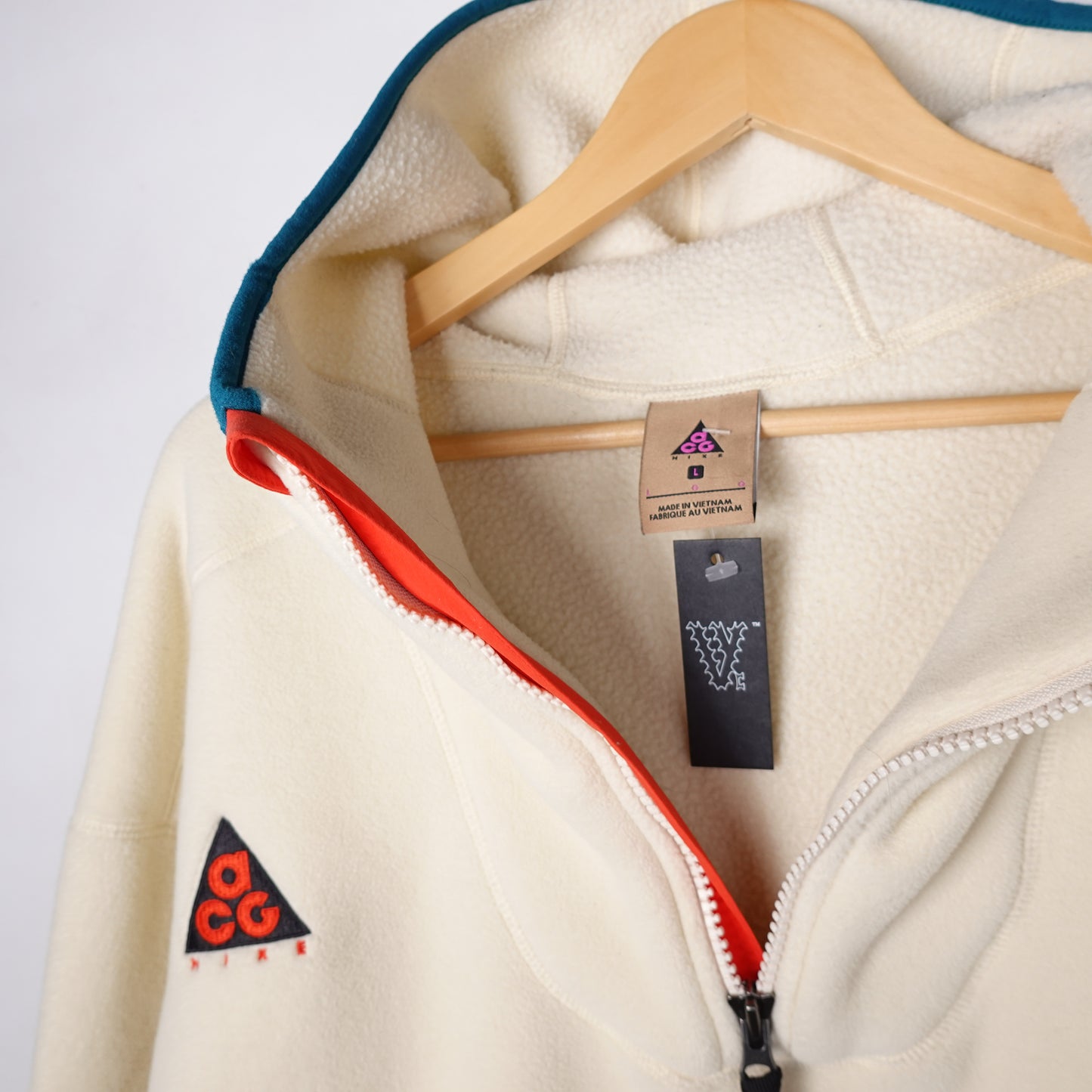 Nike ACG 1/4 Zip Fleece - Size L