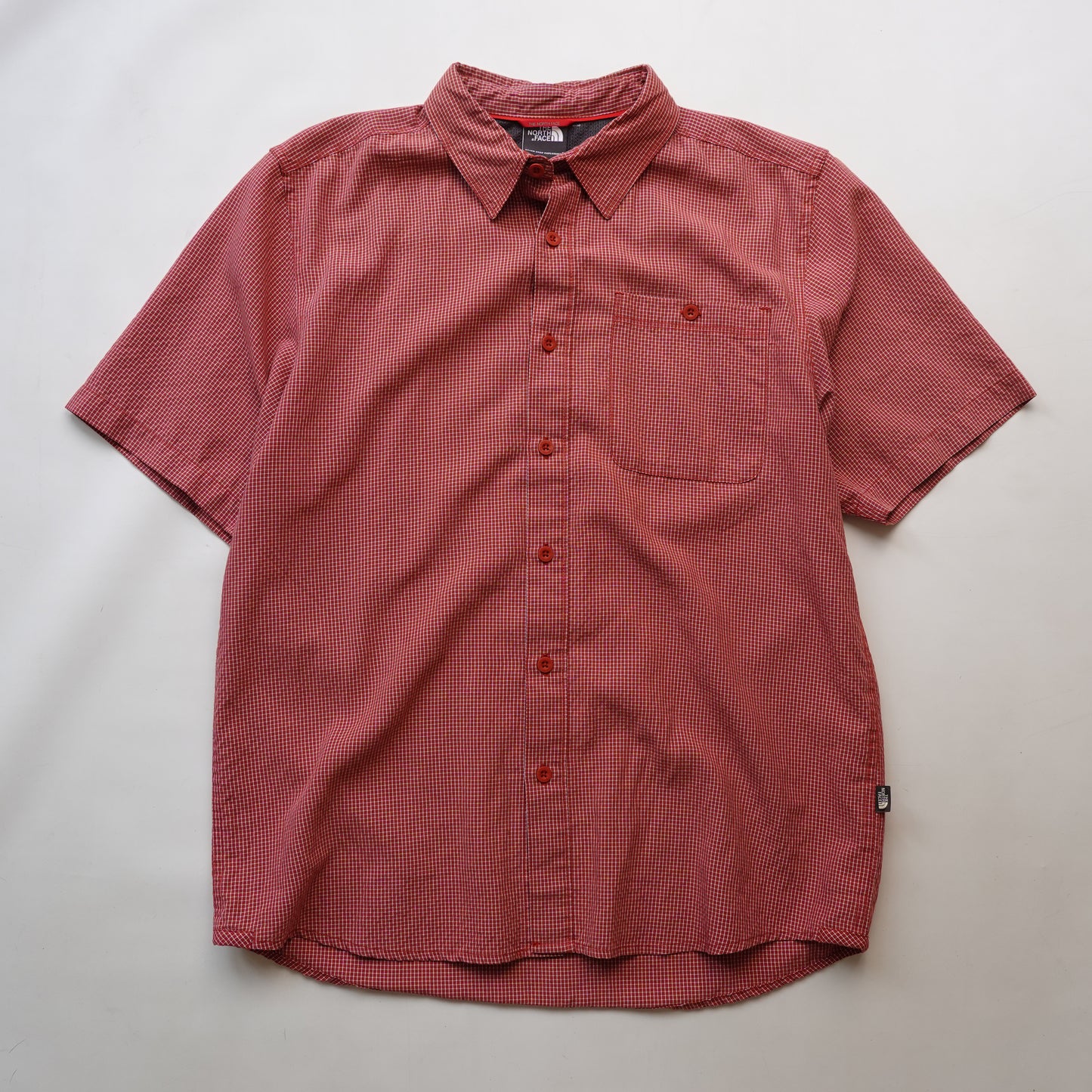 TNF Grid SS Button Up RED - Size M