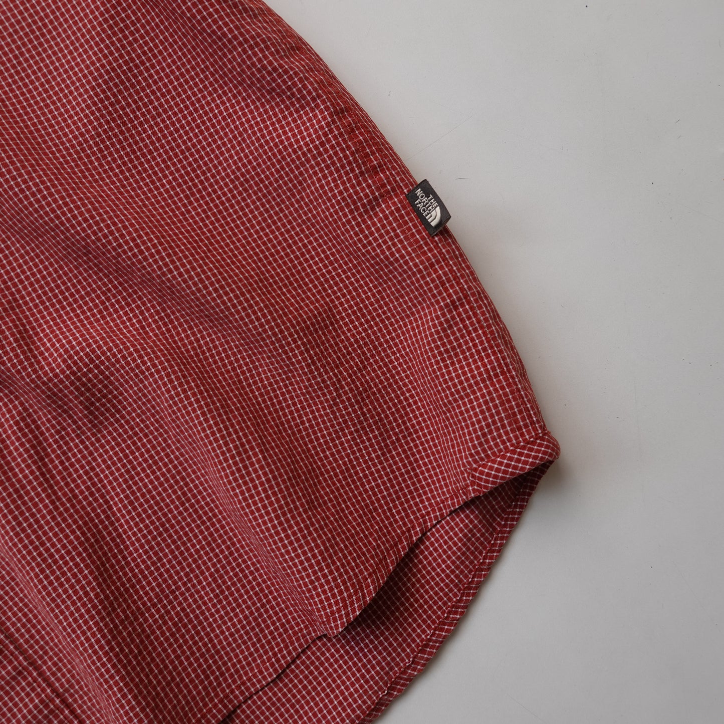 TNF Grid SS Button Up RED - Size M