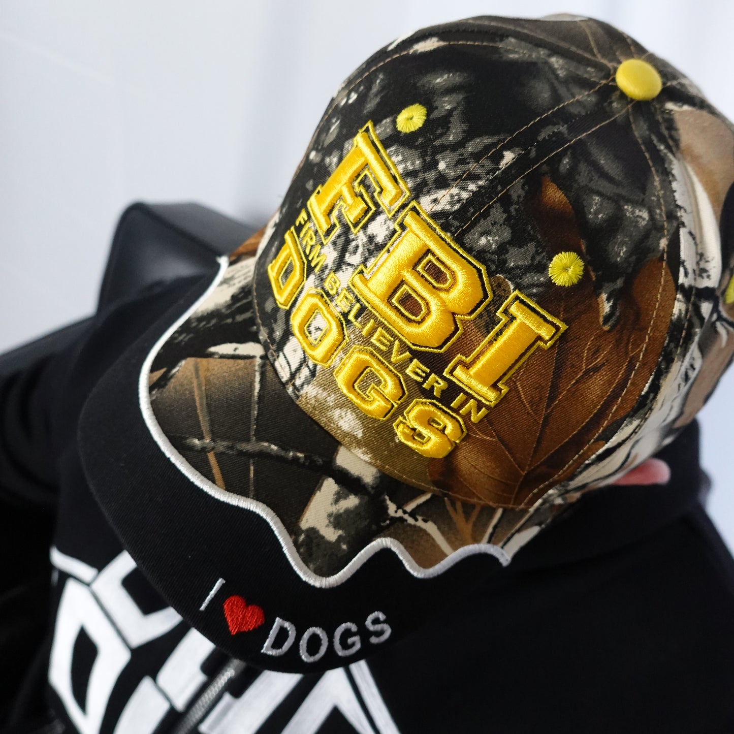 Love Dogs DogHouse© Hat Leafy Camo