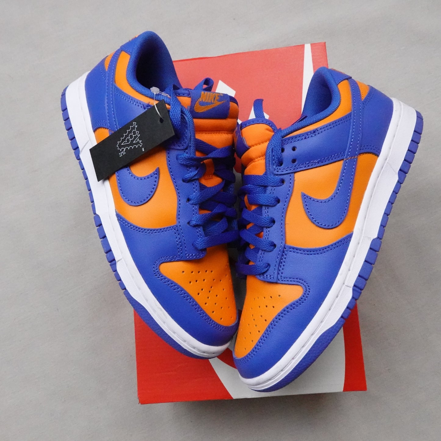 Nike Dunk Low 'Knicks' - Size 7